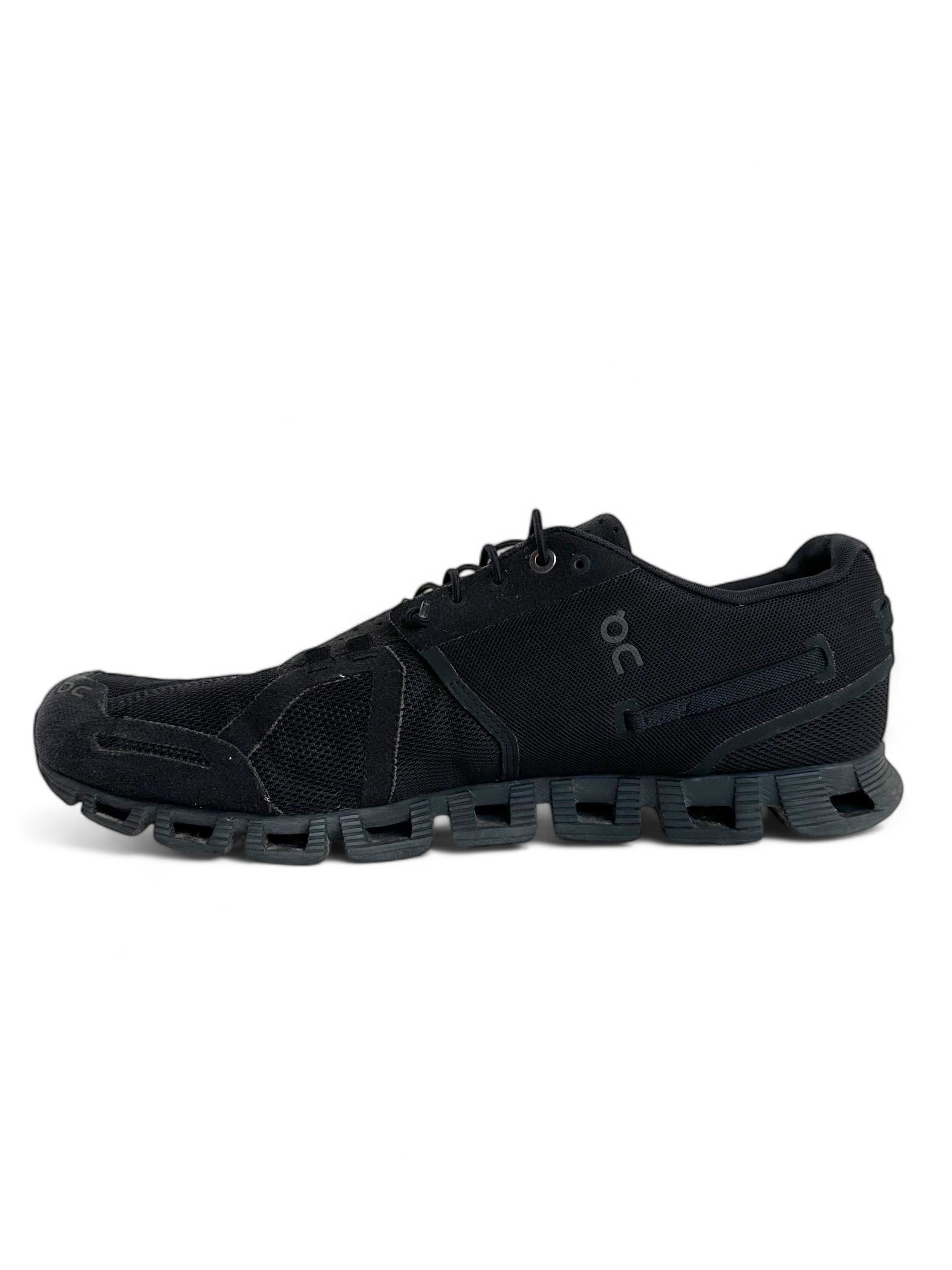 On On Running All Black Running Shoes Size US 11 / EU 44 - 2 Thumbnail