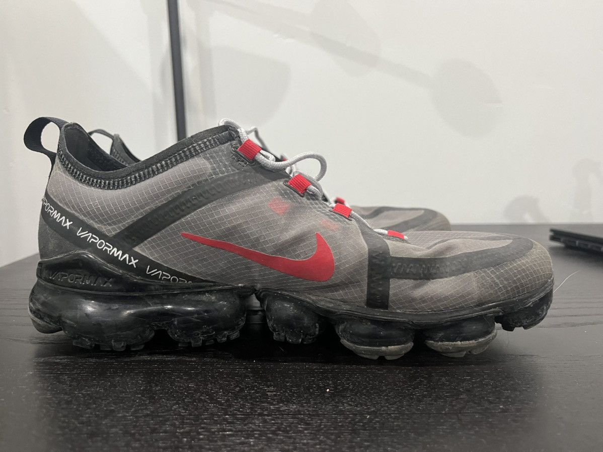 Nike Nike Air Vapormax 2019 – Grey/Black/Red – Size 9 US Size US 9 / EU 42 - 4 Thumbnail