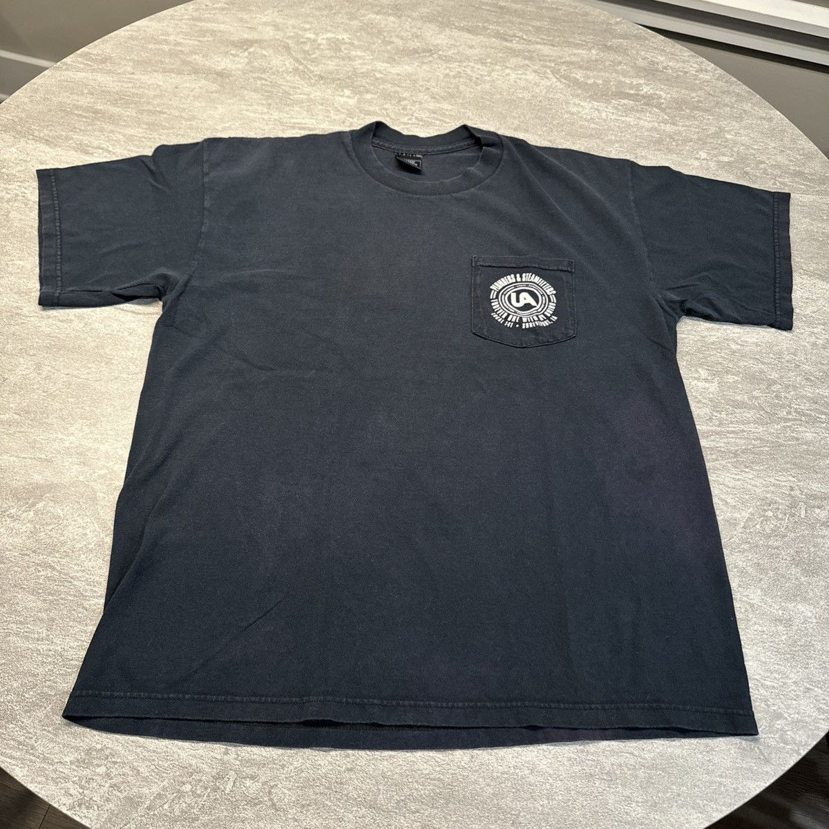 Vintage Vintage 90s American Heritage Union Plumbers Eagle Shirt Size US L / EU 52-54 / 3 - 5 Thumbnail