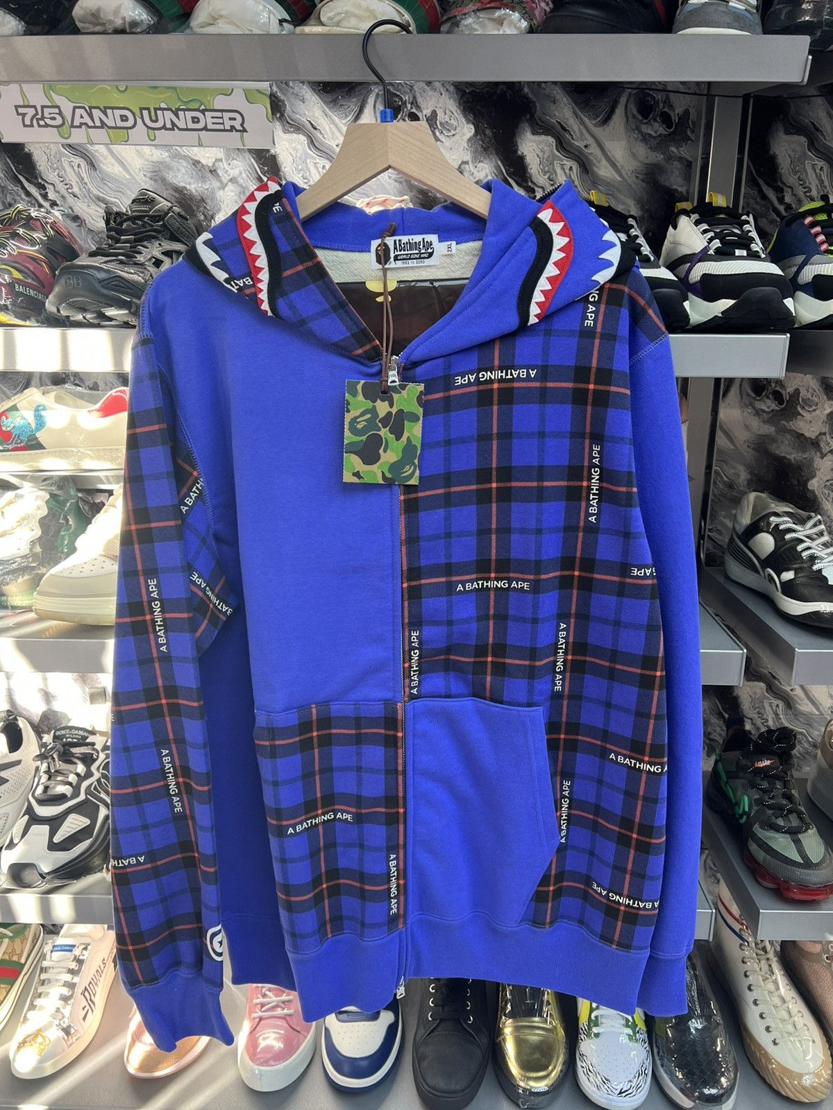 Bape Bape Shark Hoodie Size US XXL / EU 58 / 5 - 1 Thumbnail