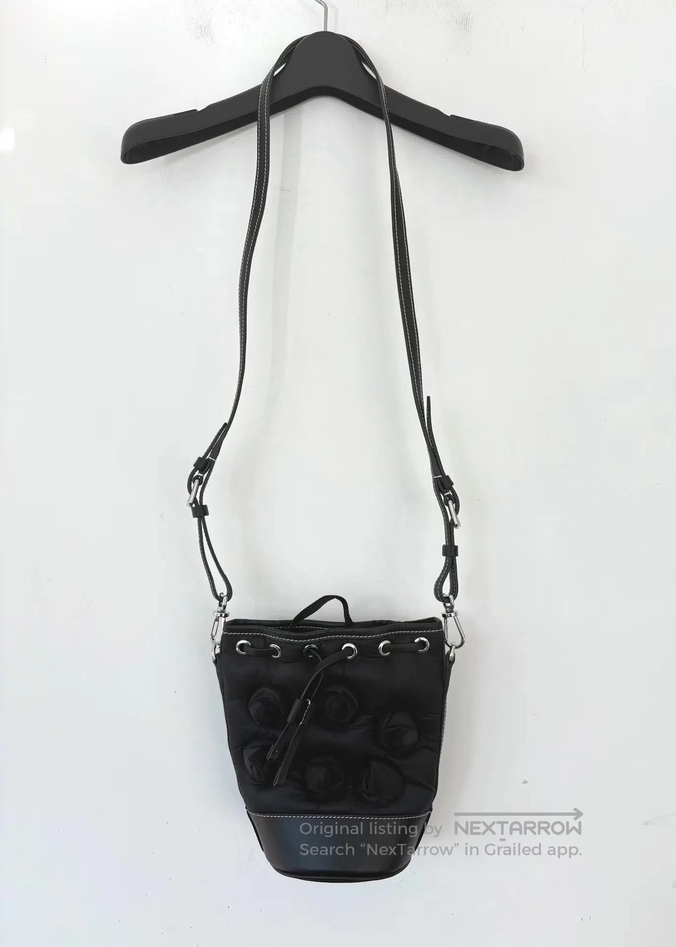 Moncler Black Puffy Bucket Crossbody Bag. Size ONE SIZE - 2 Thumbnail