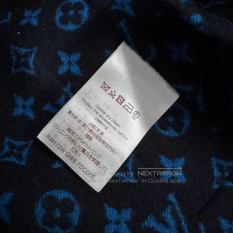 Louis Vuitton Louis Vuitton Wool coat with double-breasted gold button l Size XS / US 0-2 / IT 36-38 - 6 Thumbnail