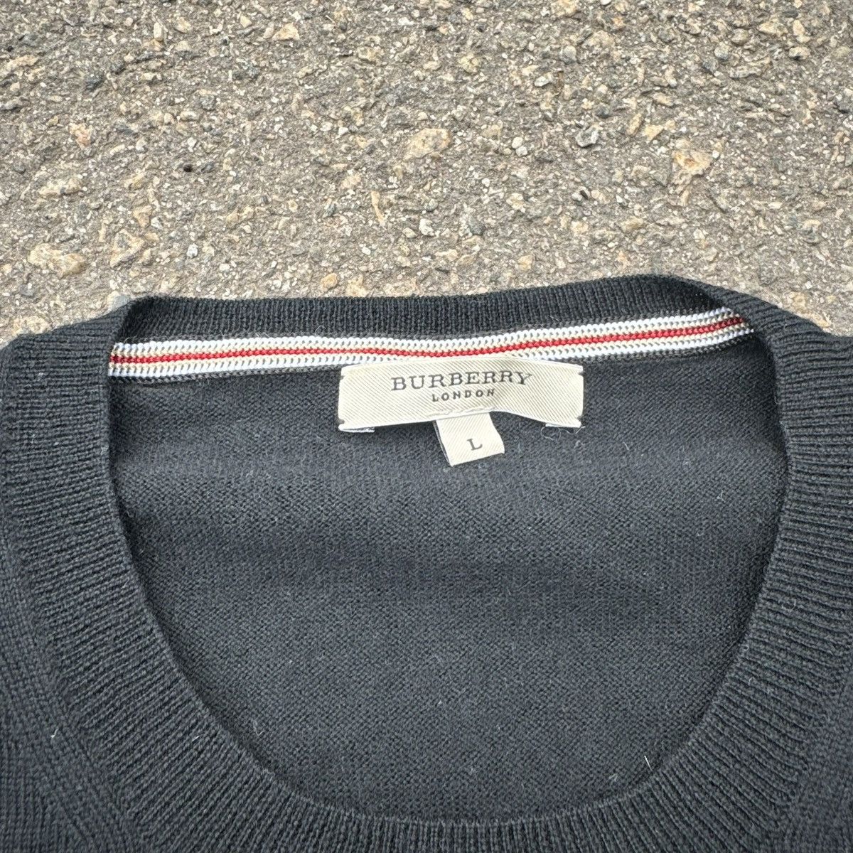 Burberry vintage 90s burberry sweater big logo luxury Size US L / EU 52-54 / 3 - 4 Thumbnail