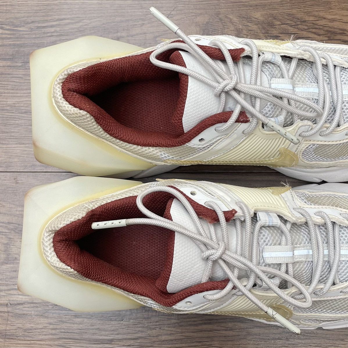 A-COLD-WALL* × Nike Nike x A-COLD-WALL* Zoom Vomero 5 Size US 6.5 / EU 39-40 - 12 Thumbnail