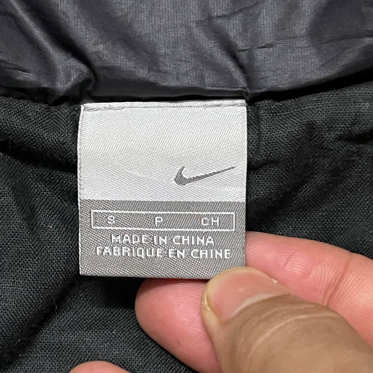 Nike Vintage Nike Swoosh Puffer Vest Size US S / EU 44-46 / 1 - 8 Thumbnail