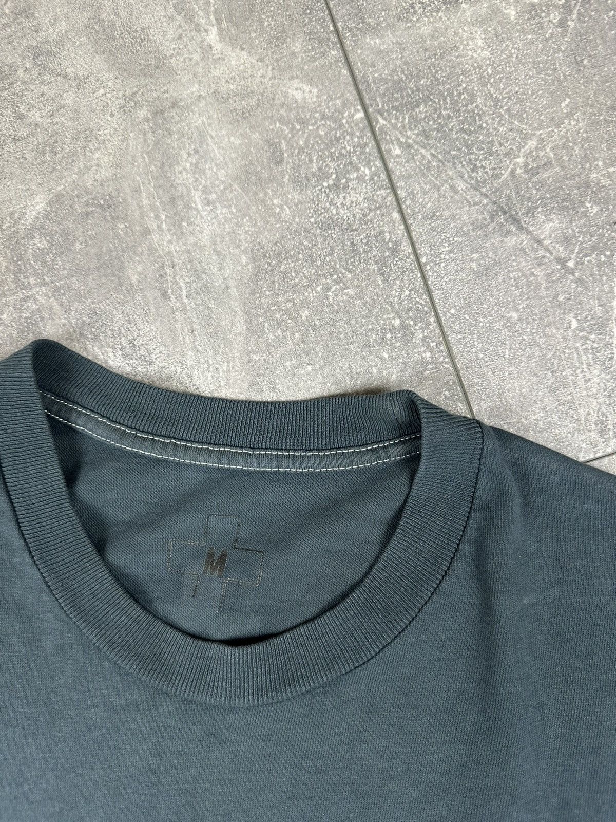 Places + Faces Places + Faces Centr Logo T-Shit Size US M / EU 48-50 / 2 - 3 Thumbnail