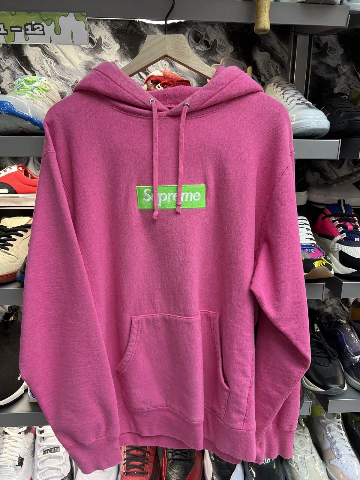 Supreme Supreme FW17 Magenta Box Logo Size US XL / EU 56 / 4 - 1 Thumbnail