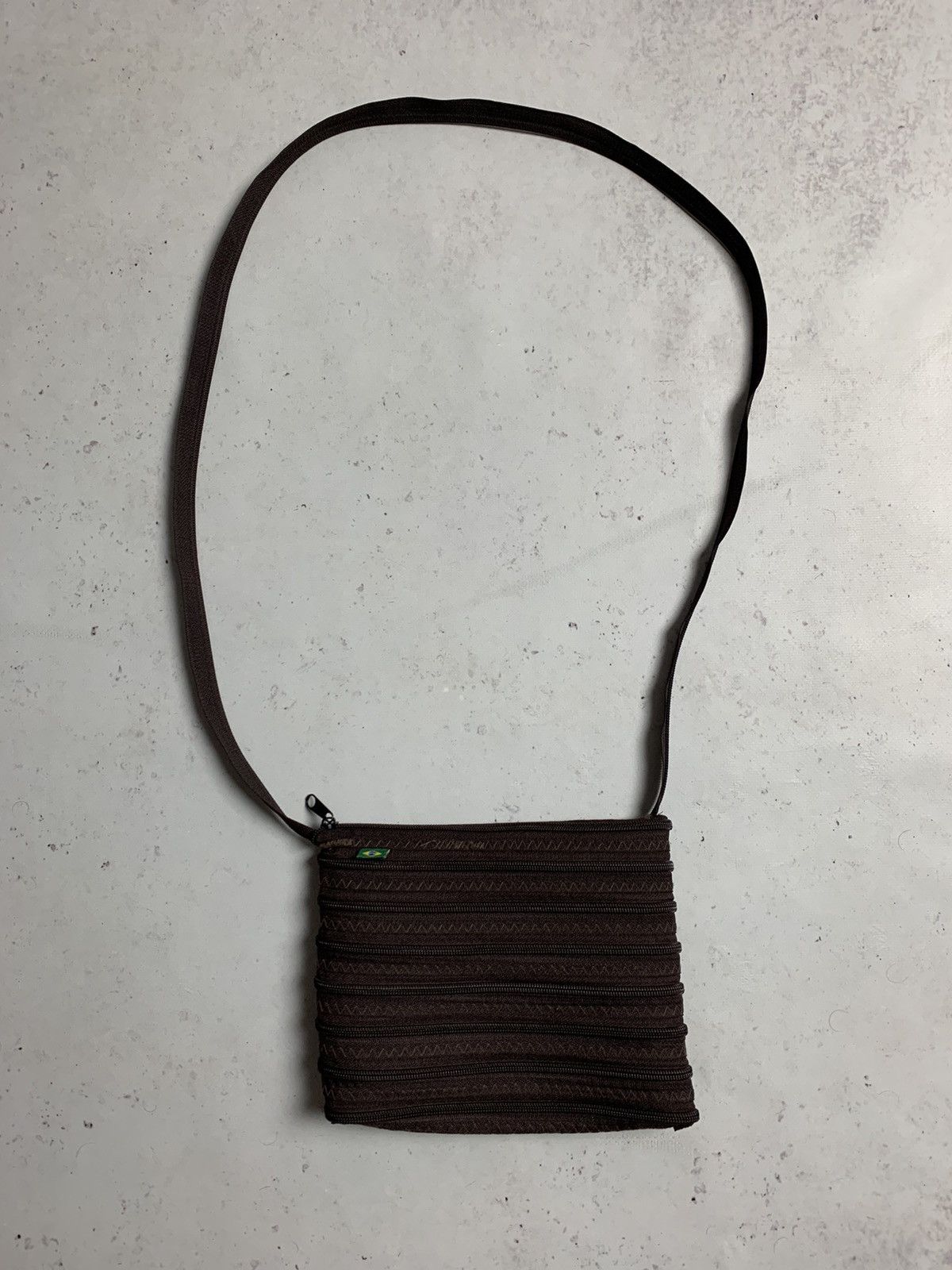 Japanese Brand Vintage Full Zip Avantgarde Shoulder Bag Y2K Rare Size ONE SIZE - 2 Thumbnail