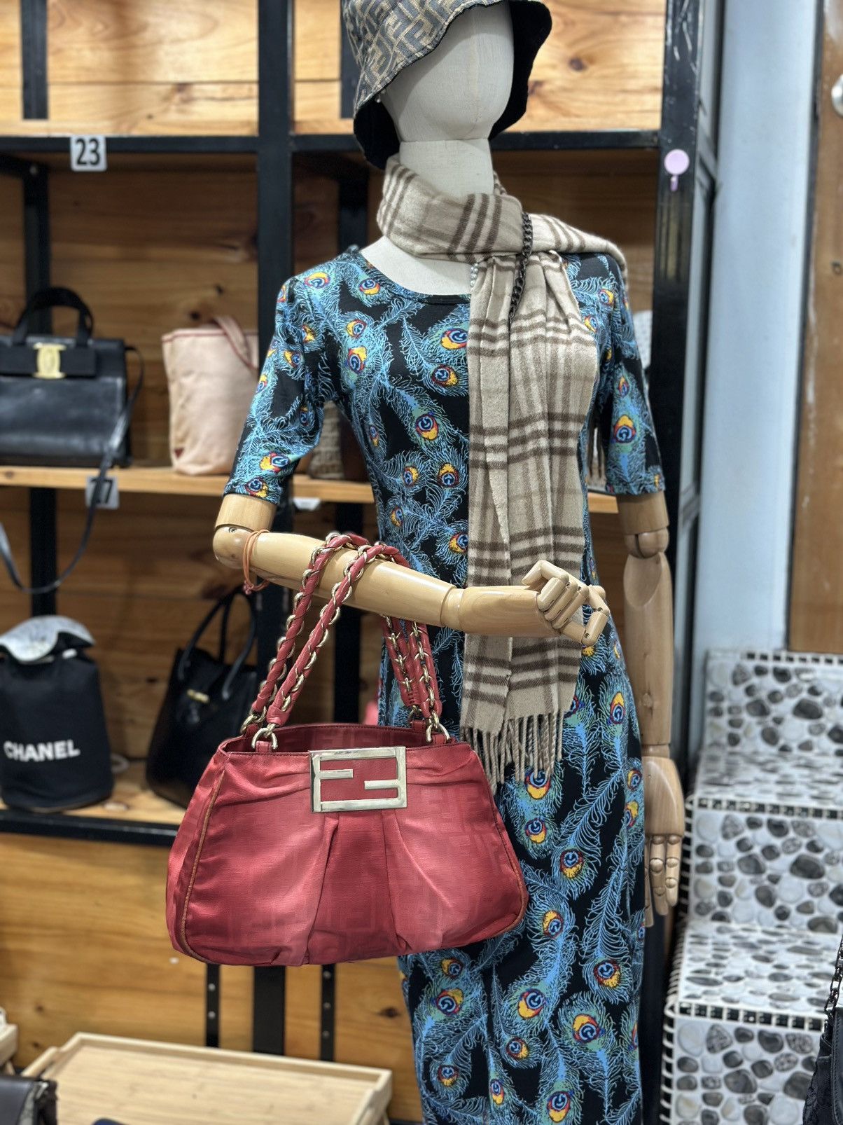 Fendi Authentic FENDI Red Zucca Chain Handbag Size ONE SIZE - 17 Thumbnail