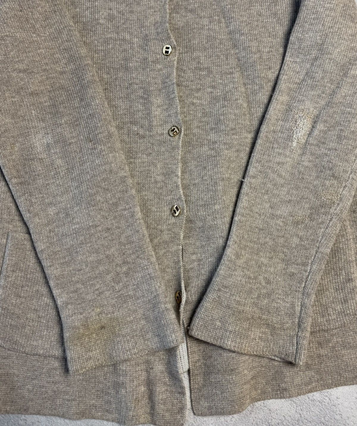 Salvatore Ferragamo Salvatore Ferragamo 100% Cashmere Knit Button Cardigan Size M / US 6-8 / IT 42-44 - 5 Thumbnail