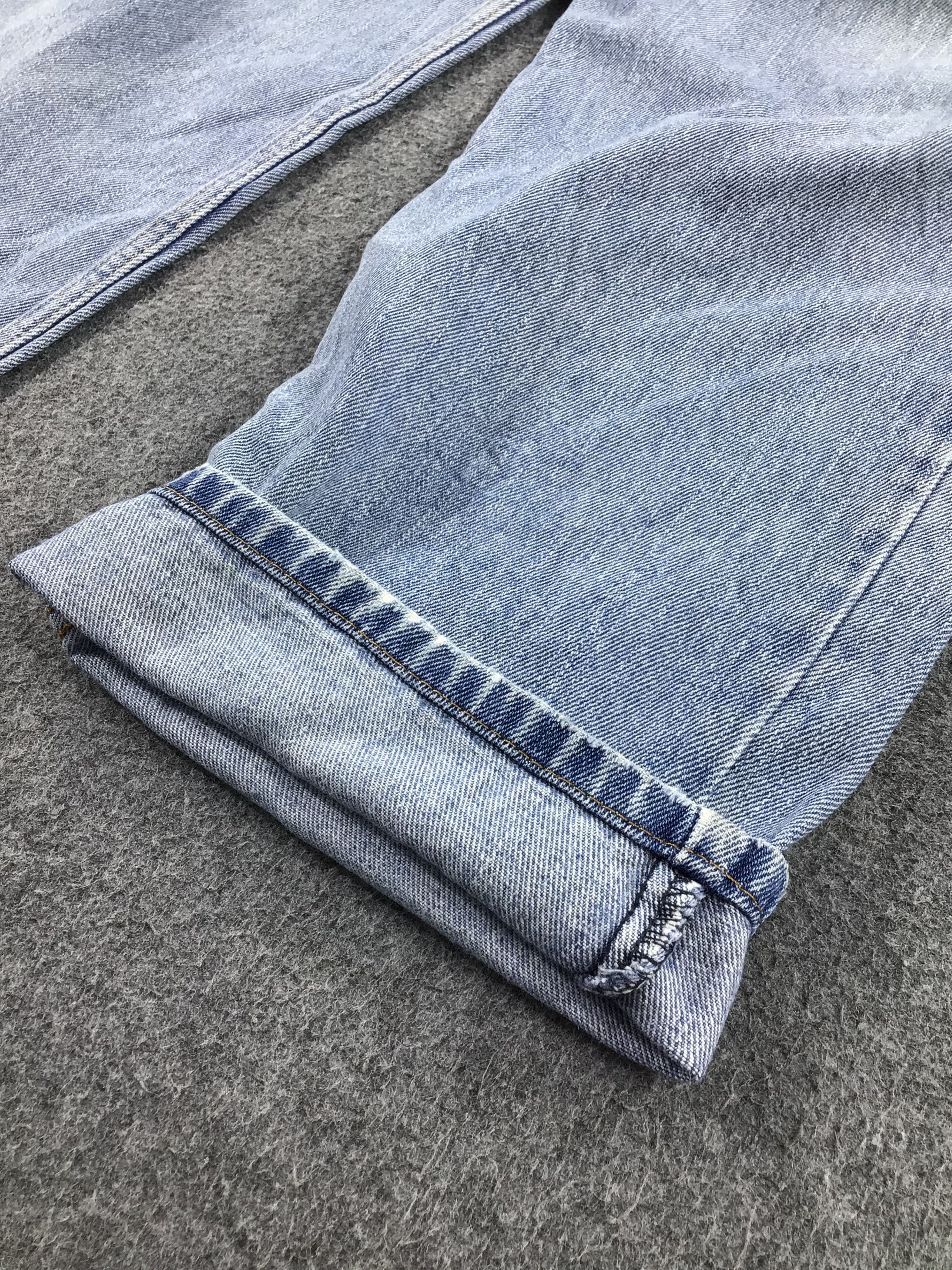 Levi's Vintage Levis 550 Jeans Medium Wash Relaxed Fit Denim KJ195 Size US 36 / EU 52 - 7 Thumbnail