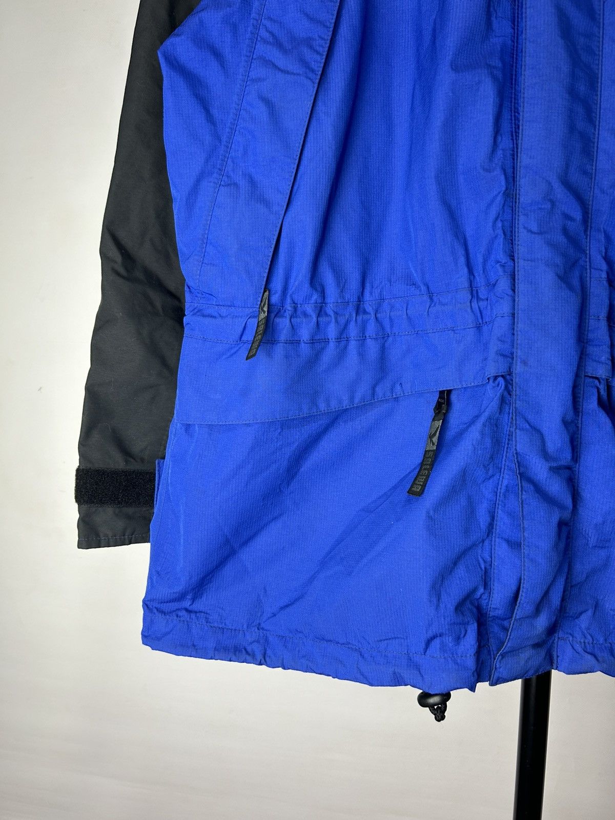 SALEWA × Vintage Salewa vintage jacket gore Tex gtx mountain technology Size US L / EU 52-54 / 3 - 8 Thumbnail