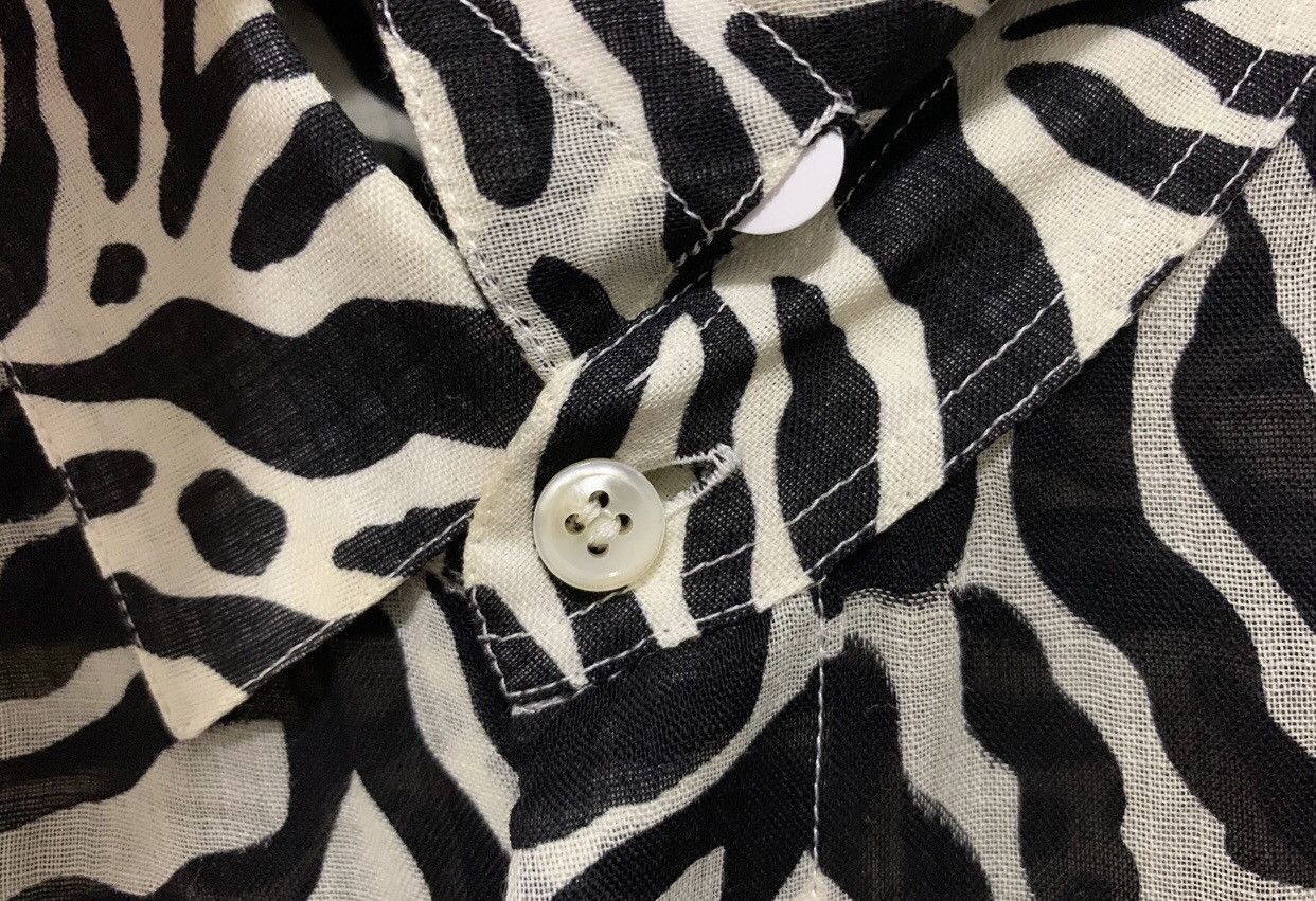 Saint Laurent Paris Saint Laurent SLP 19FW Tiger Pattern Shirt2412-Nextarrow Size US XS / EU 42 / 0 - 5 Thumbnail