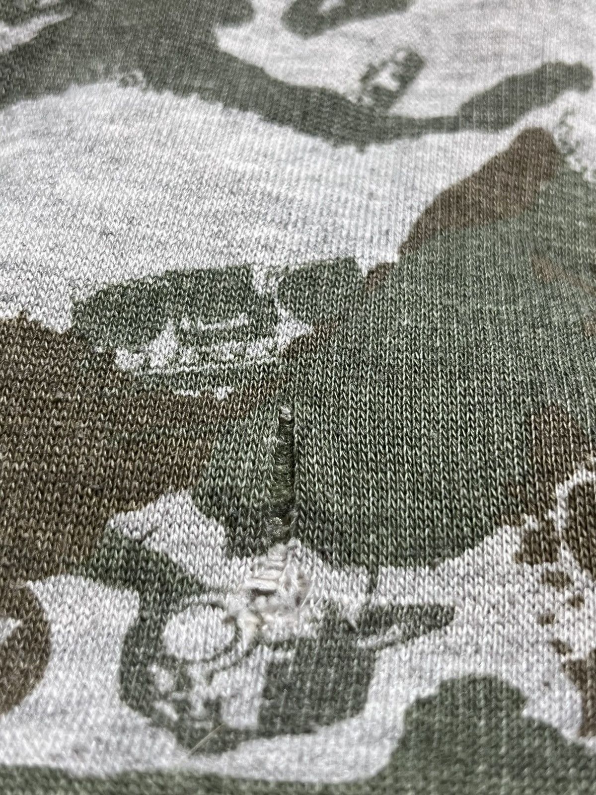 Airwalk AIRWALK VINTAGE 00s CAMO MONOGRAM SKATE-HOODIE PRINTED Size US XL / EU 56 / 4 - 8 Thumbnail