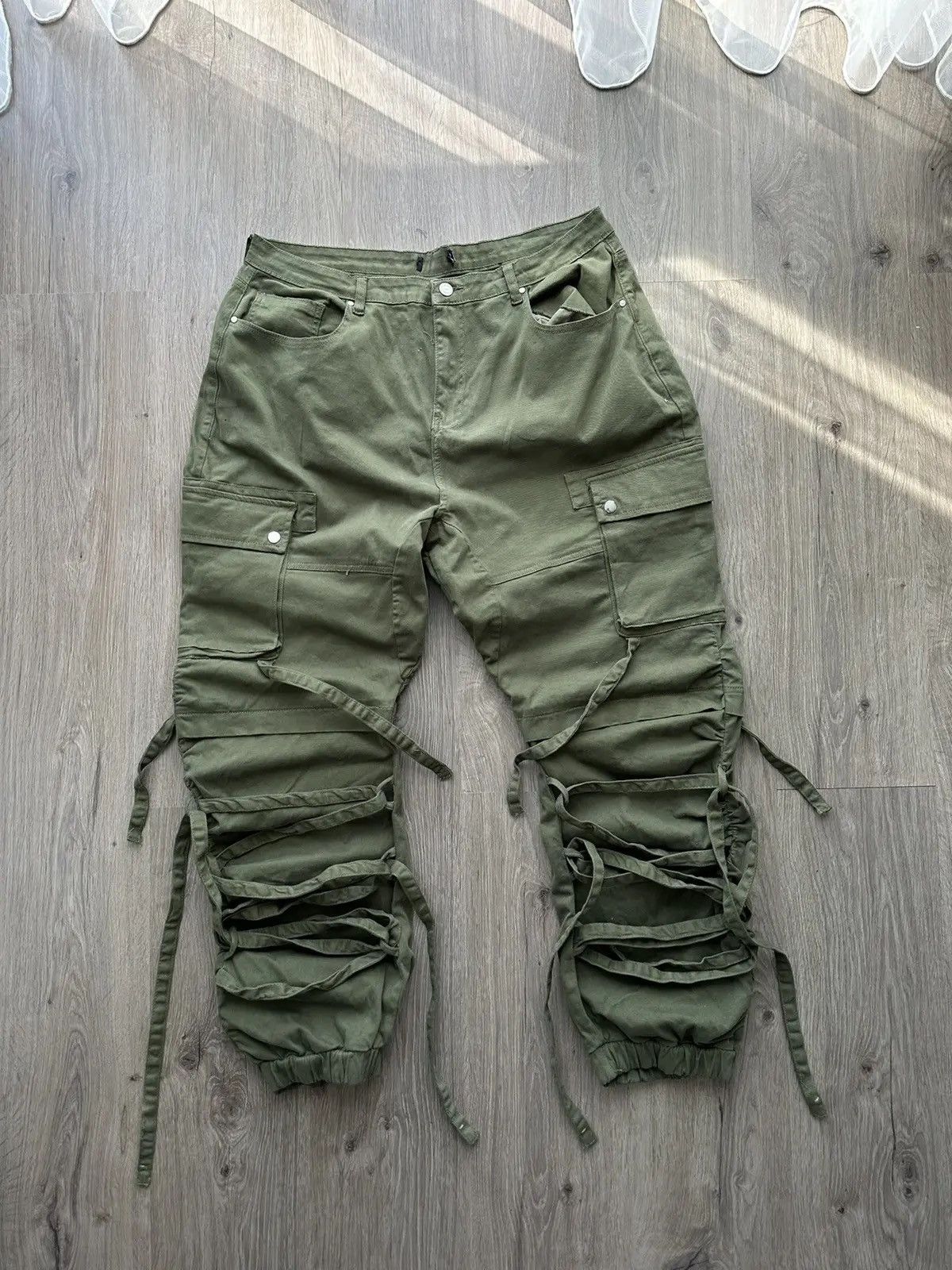 Japanese Brand × Vintage Vintage Japanese Bondage Cargo Multi-Pocket Pants Size US 36 / EU 52 - 1 Thumbnail