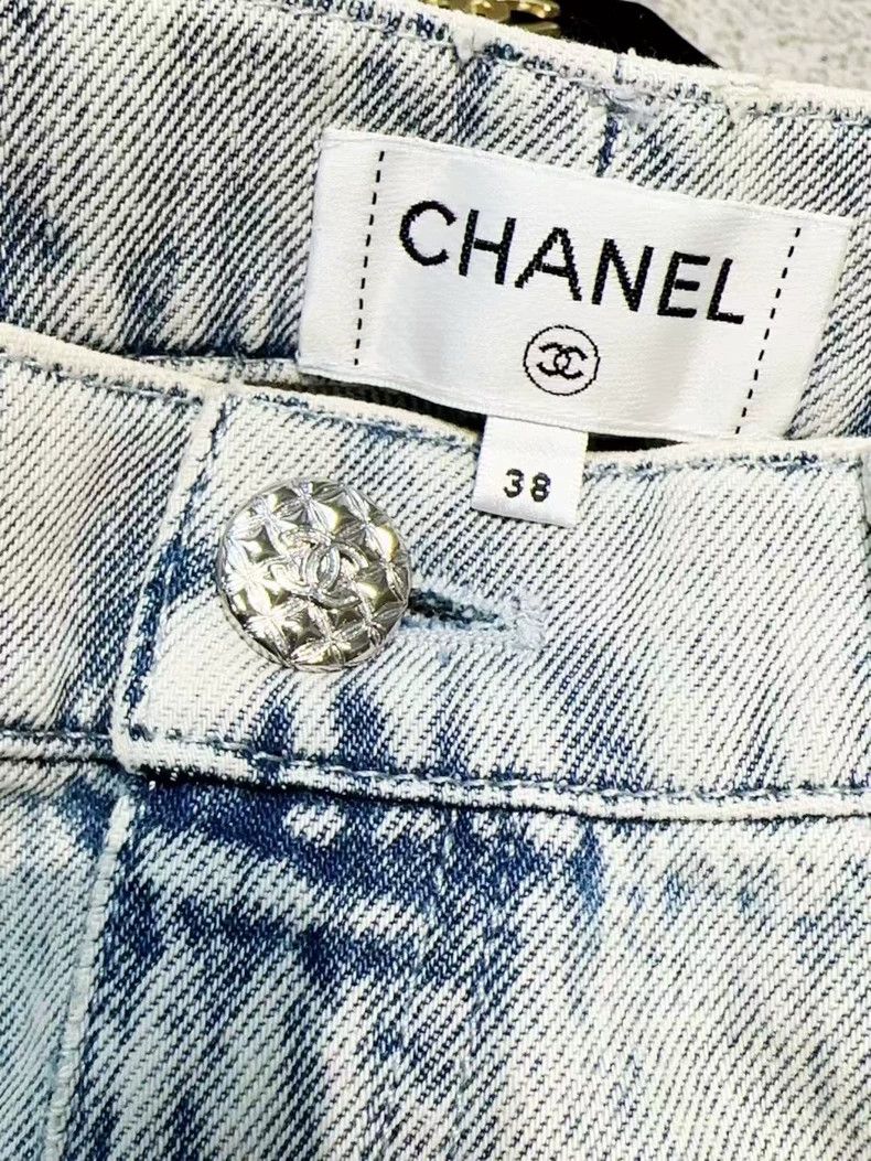 Chanel Chanel 21K blue and gray double C sequin jeans Size 24" / US 00 / IT 34 - 3 Thumbnail