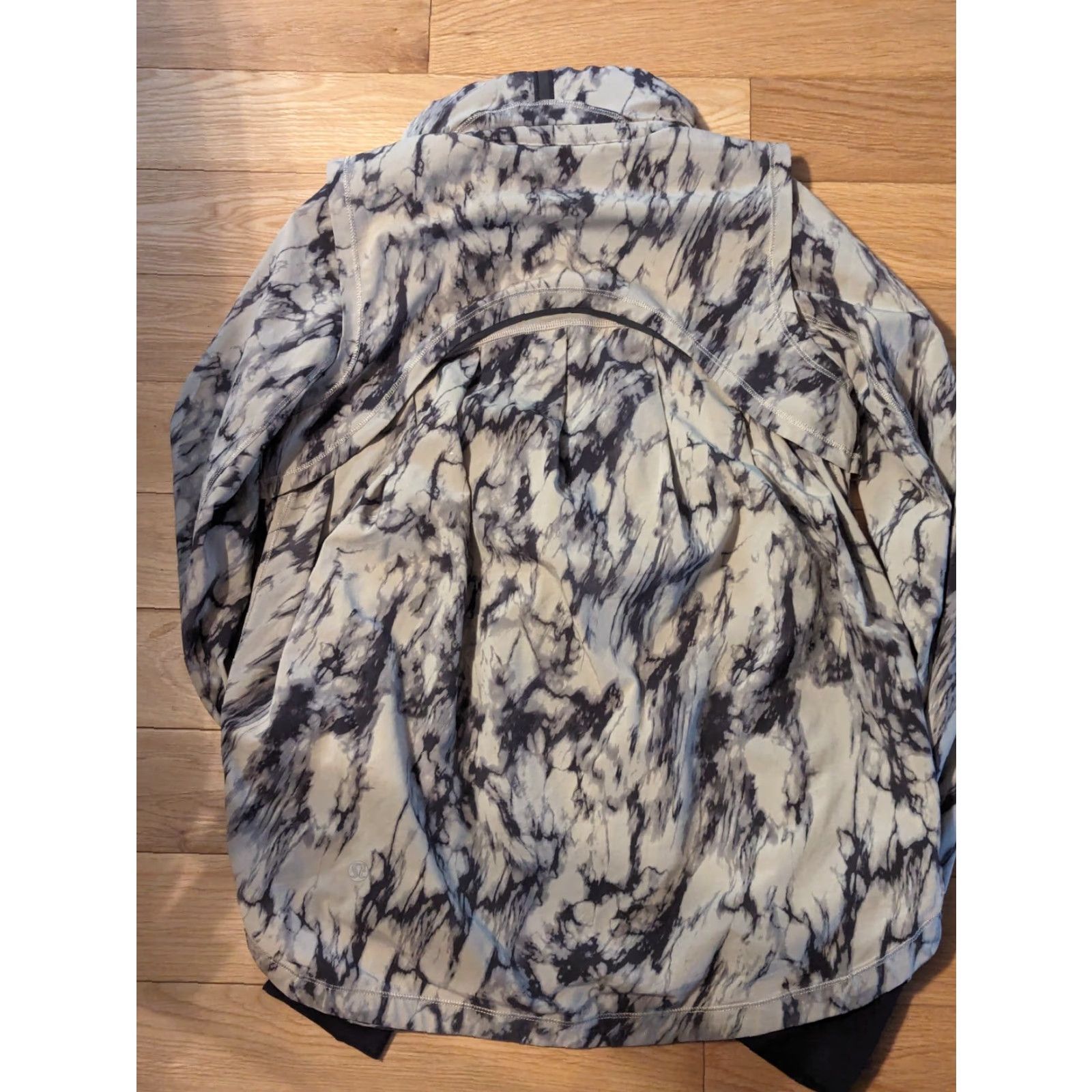 Lululemon LULULEMON Bring Back The Track Jacket Concealed Hood Marble Packable Black 4 Size S / US 4 / IT 40 - 5 Thumbnail