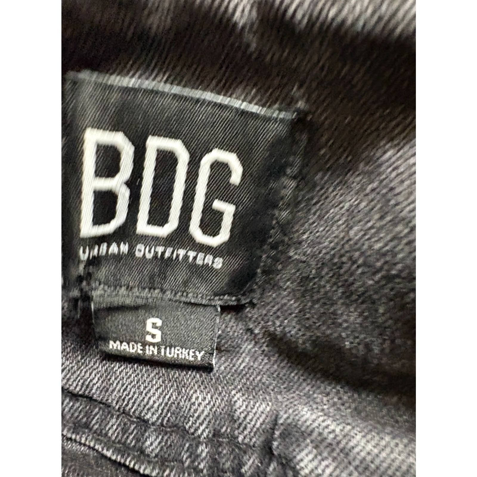 Urban Outfitters BDG Urban Outfitters Denim Mini Skirt Womens S Black 3 Button Skirt Short Cotton Blend Denim Angel Women Size 28" / US 6 / IT 42 - 4 Thumbnail