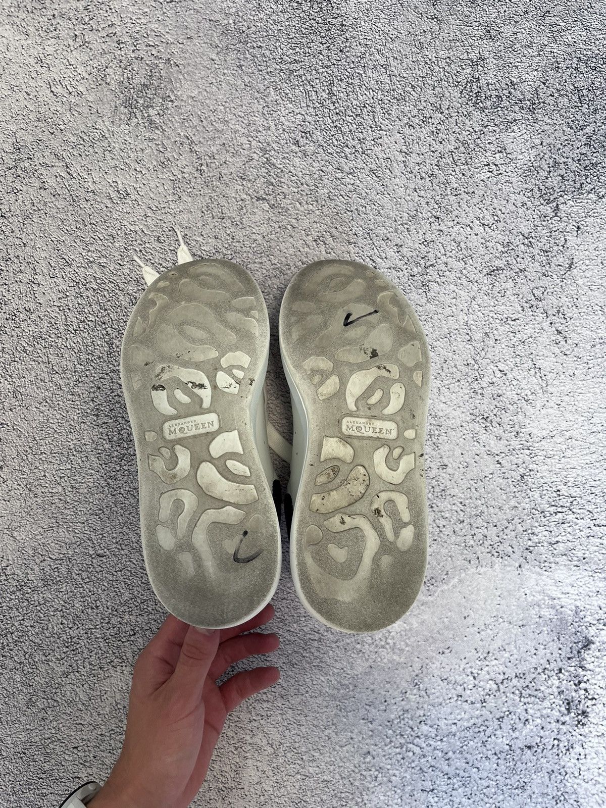 Alexander McQueen Alexander McQueen Women Shoes Sneakers Leather Size 38 Size US 8 / IT 38 - 4 Thumbnail