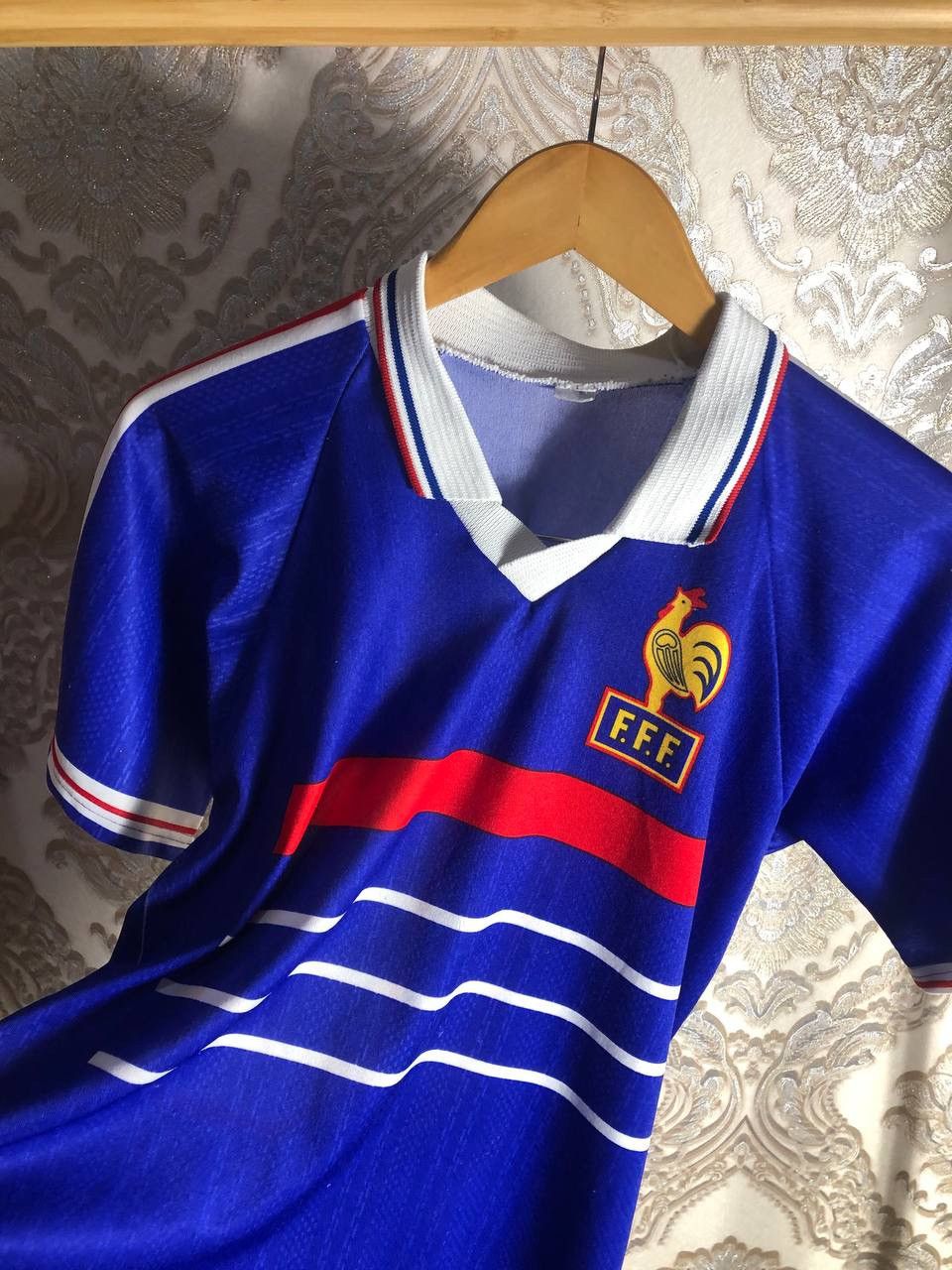 Vintage VERY RARE FRANCE ZIDANE 10 SOCCER JERSEY BLOKECORE RETRO 90s Size US S / EU 44-46 / 1 - 4 Thumbnail