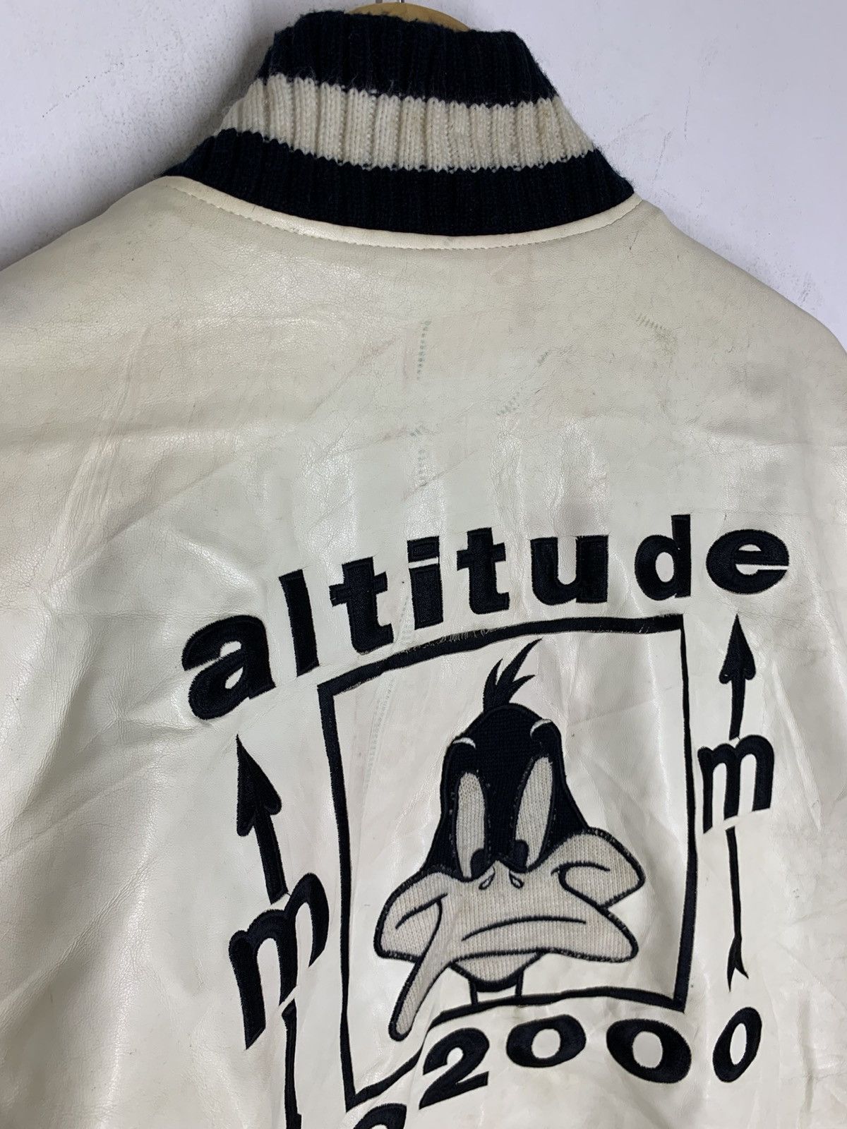 Jean Charles De Castelbajac Vintage JC Castelbajac Daffy Duck Looney Tunes Hybird Size US L / EU 52-54 / 3 - 8 Thumbnail