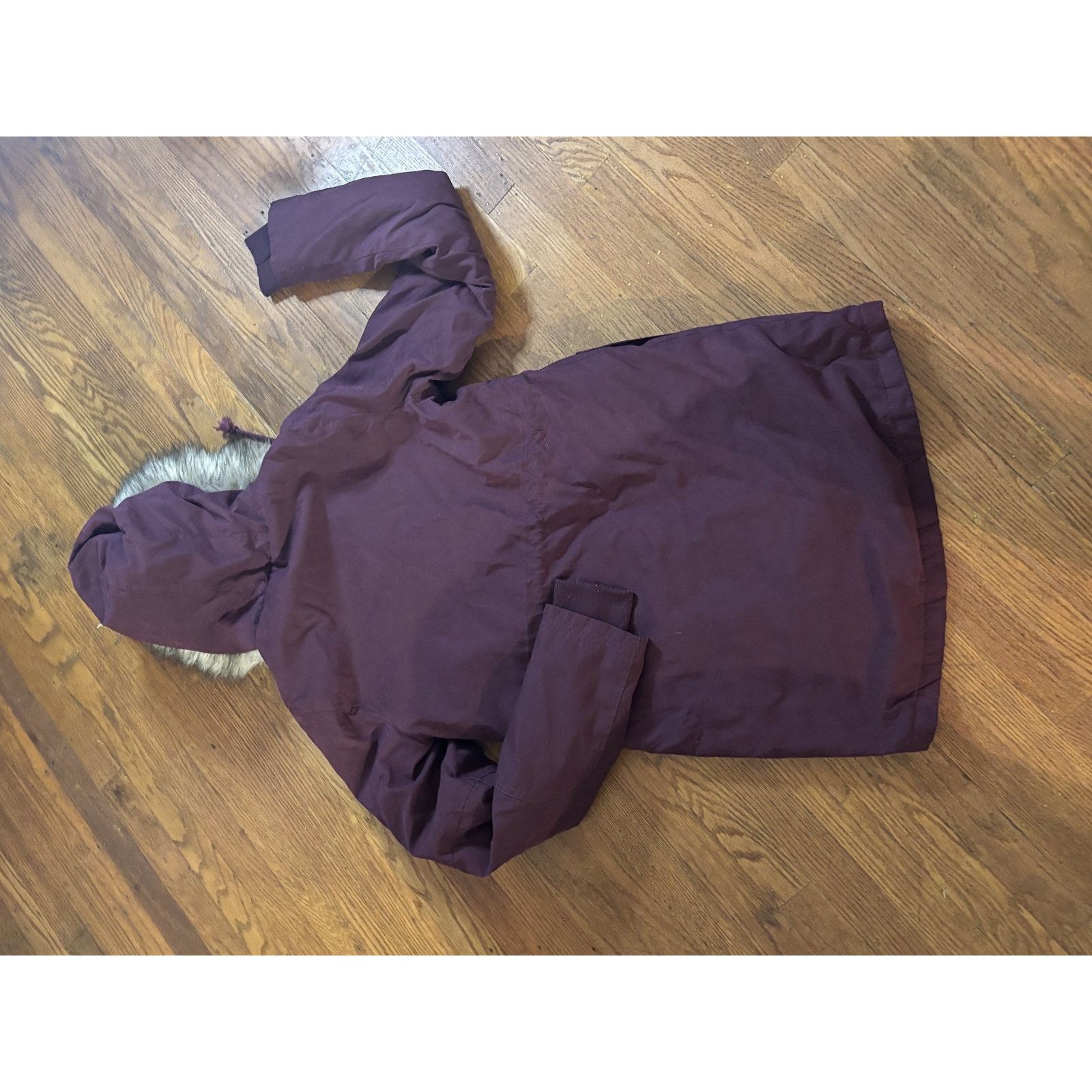 Aeropostale Aeropostale Women's Purple Parka Faux Fur Hood front zip, M Size M / US 6-8 / IT 42-44 - 3 Thumbnail