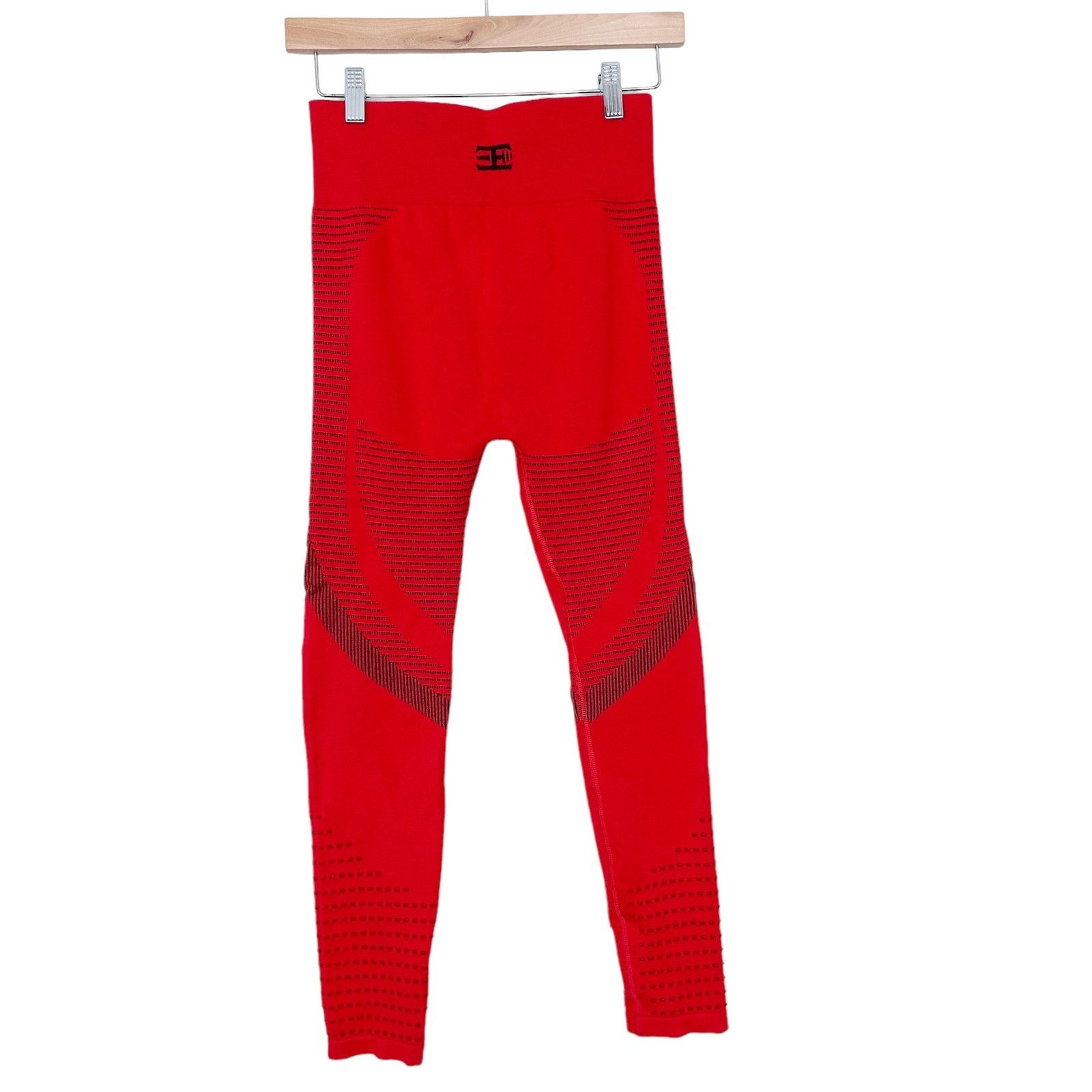 Other Engineered Life Red Seamless Leggings Sz M Size 30" / US 8 / IT 44 - 4 Thumbnail