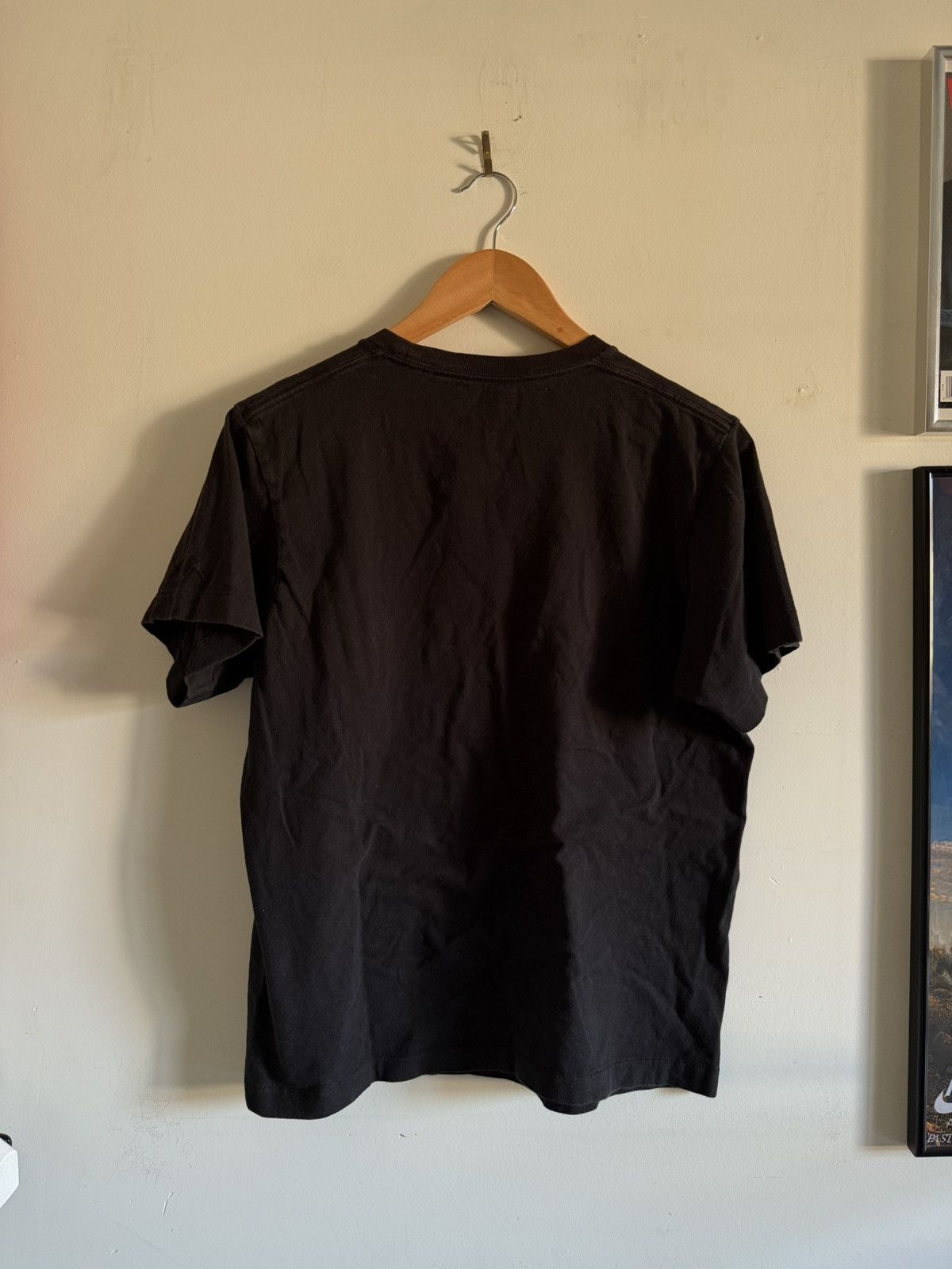Kaws × Peanuts Kaws x Peanuts Snoopy Uniqlo Collab Tee Size US L / EU 52-54 / 3 - 2 Thumbnail