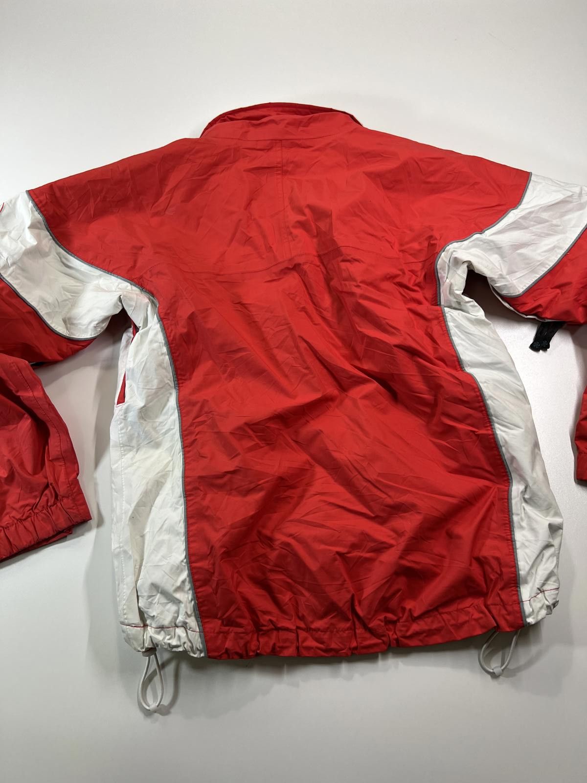 Nike ACG Vintage Nike ACG Red and White Outdoor Jacket Size US M / EU 48-50 / 2 - 9 Thumbnail