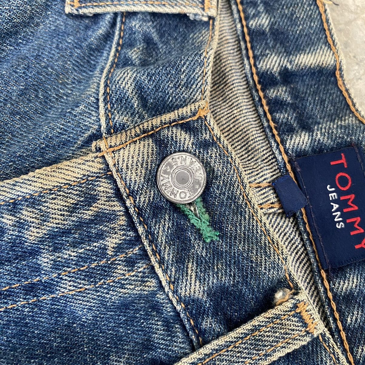 Tommy Hilfiger VTG 90’s Tommy Hilfiger Mud Blue Dirty Baggy Denim Jeans Size US 32 / EU 48 - 11 Thumbnail
