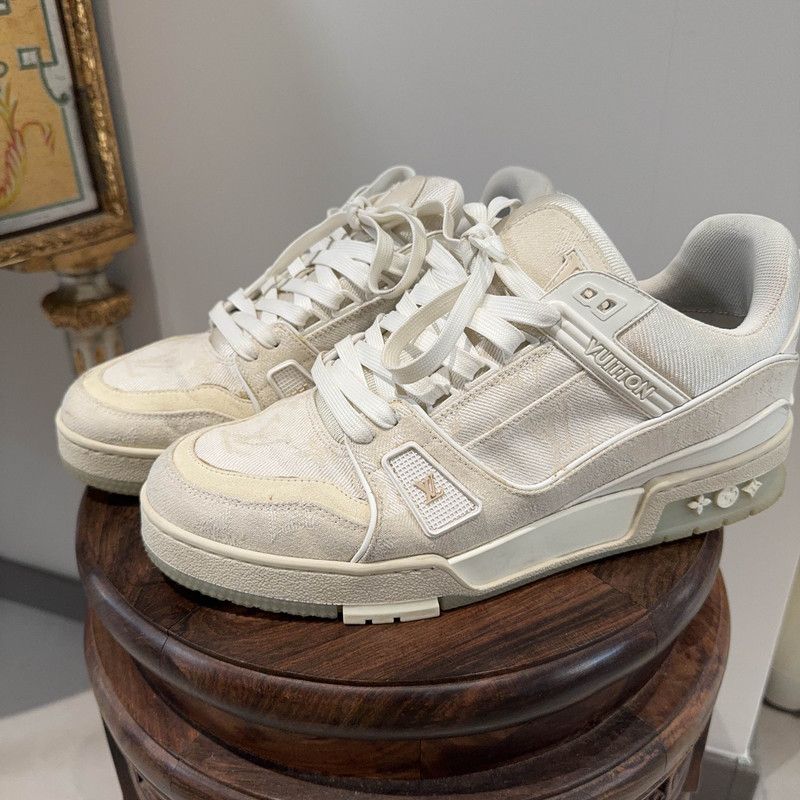 Louis Vuitton Louis Vuitton Classic Logo Trainer Fashion Sneakers 0079 Size US 8.5 / EU 41-42 - 1 Thumbnail