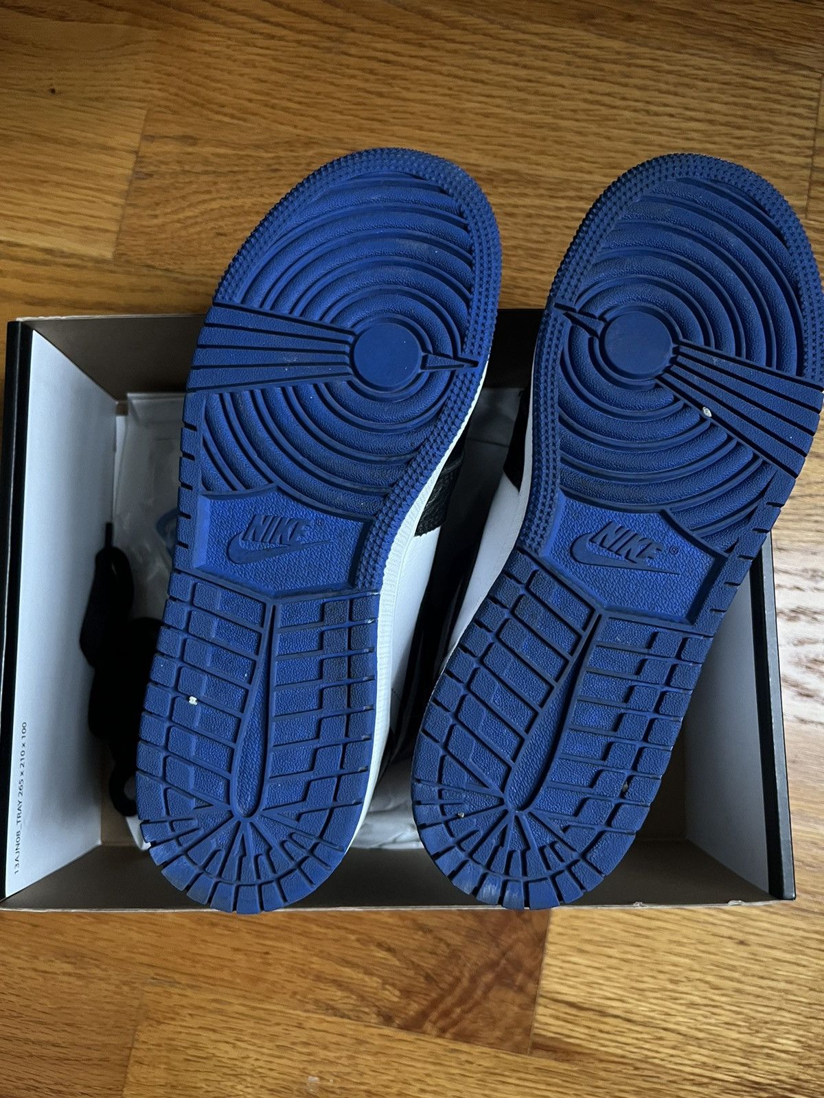 Jordan Brand × Nike Game Royal Jordan 1s Size US 5 / IT 35 - 2 Thumbnail
