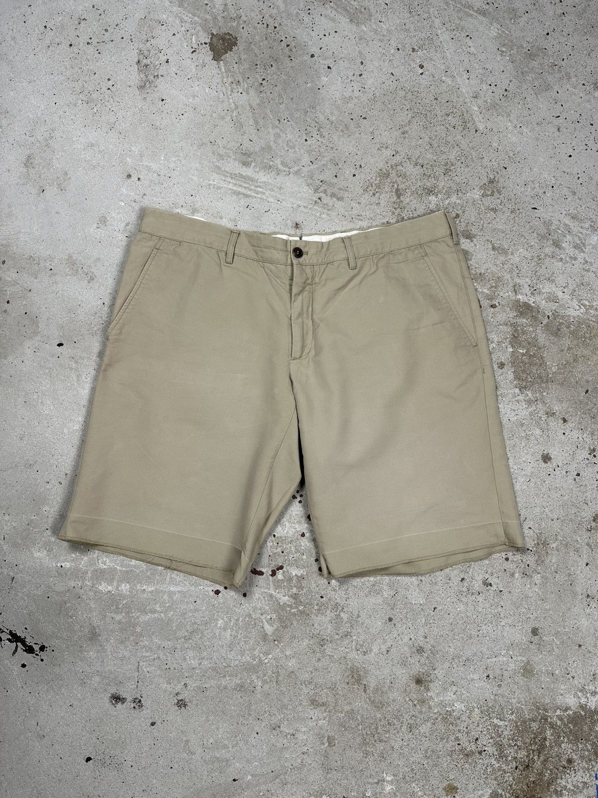 Prada Prada 2015 Beige Casual Chino Shorts Size US 36 / EU 52 - 1 Thumbnail