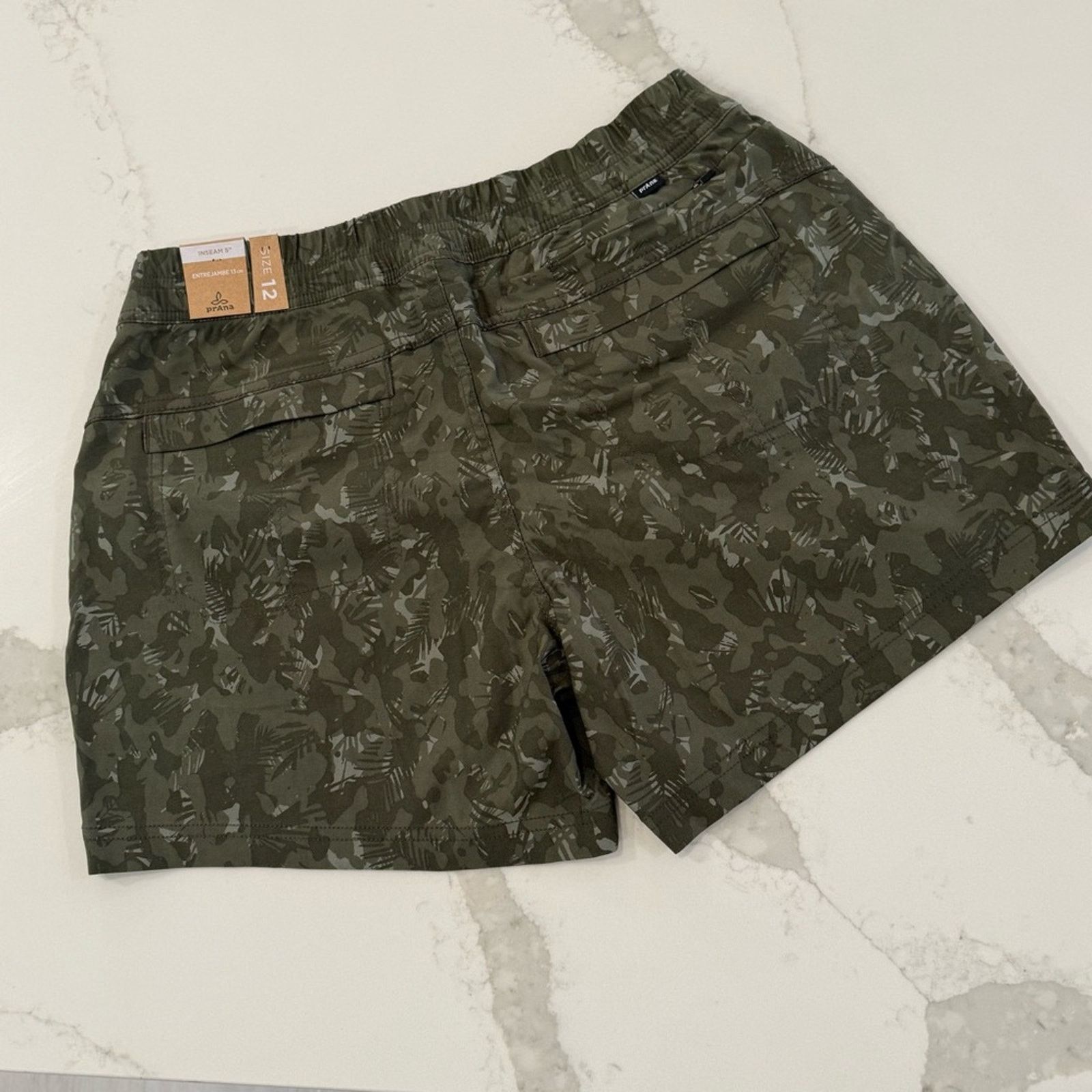 Prana Prana NWT Halle E-Waist Short II 5” Inseam Women’s 12 Camo Size 34" / US 12 / IT 48 - 7 Thumbnail