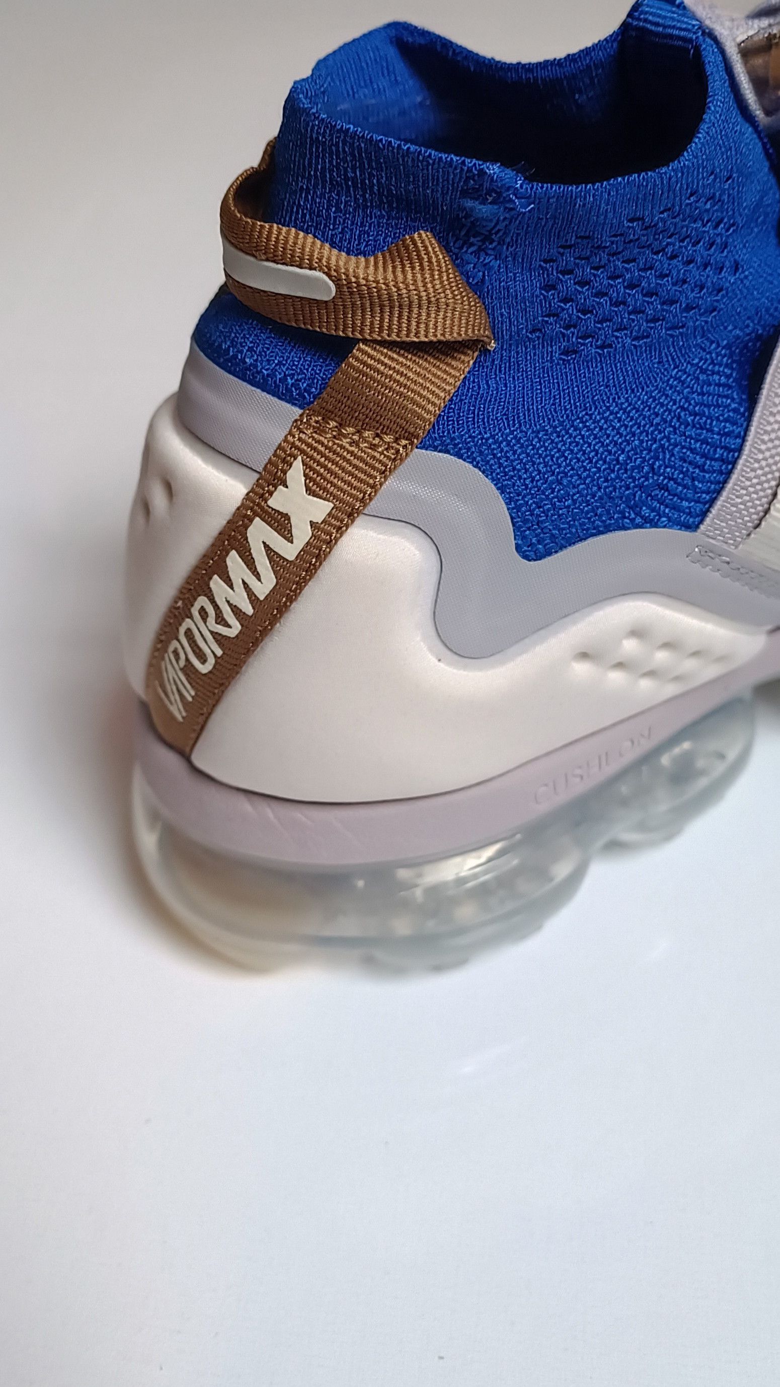 Nike Air Vapormax Flyknit Utility 'Racer Blue Moon Particle' 2018 Size US 8 / EU 41 - 15 Thumbnail