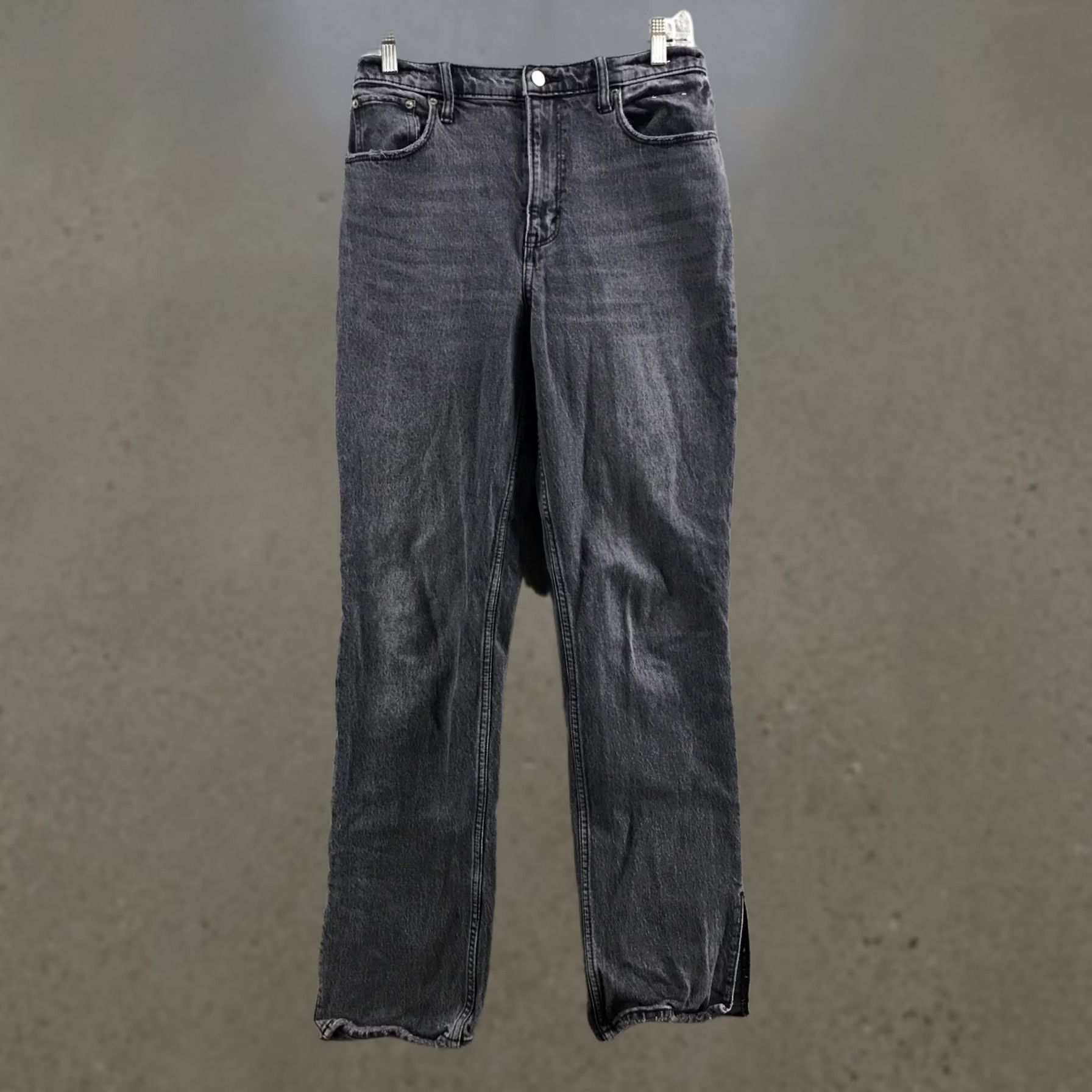 Abercrombie & Fitch Abercrombie & Fitch Jeans Womens 28/6R | Straight Jeans | Gray Zip | 30x30 Inseam 5-Pocket Denim Regular Rise Size 28" / US 6 / IT 42 - 1 Thumbnail