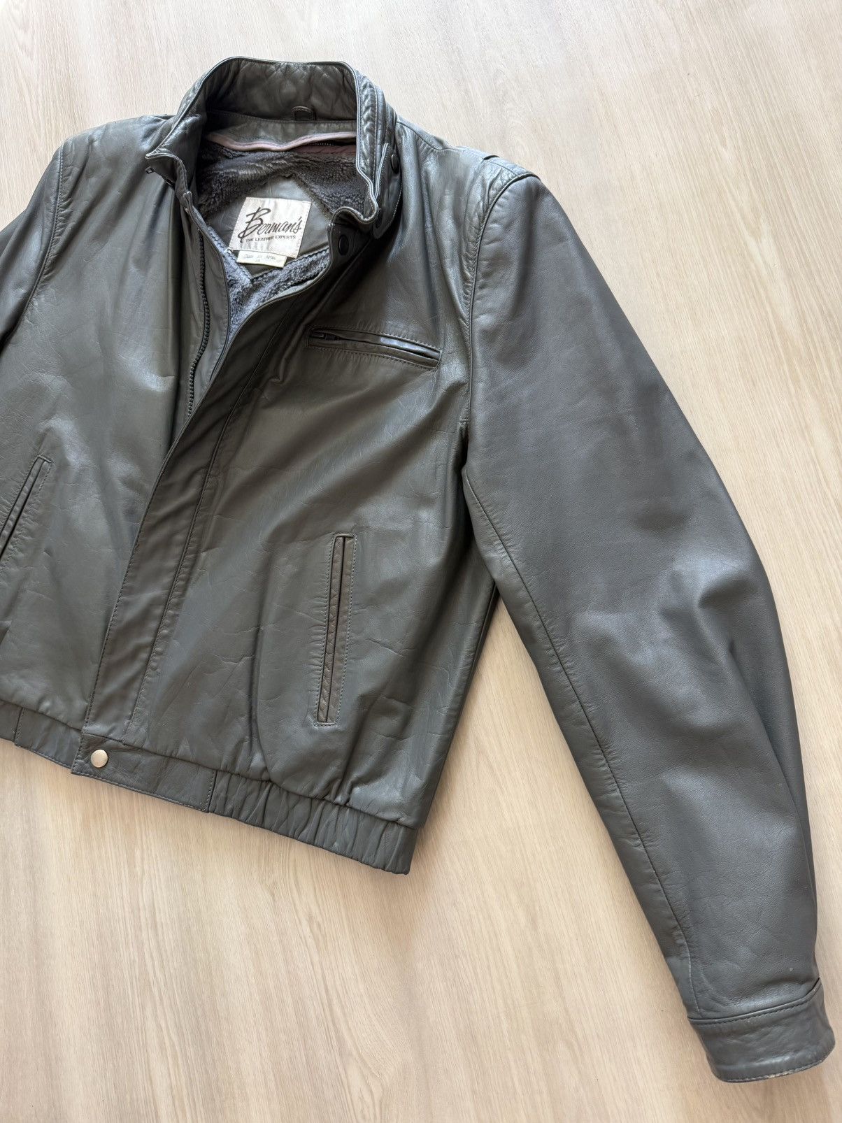 Vintage Vintage 70s Bermans Cafe Racer Motorcycle Leather Sz 44 Size US M / EU 48-50 / 2 - 4 Thumbnail