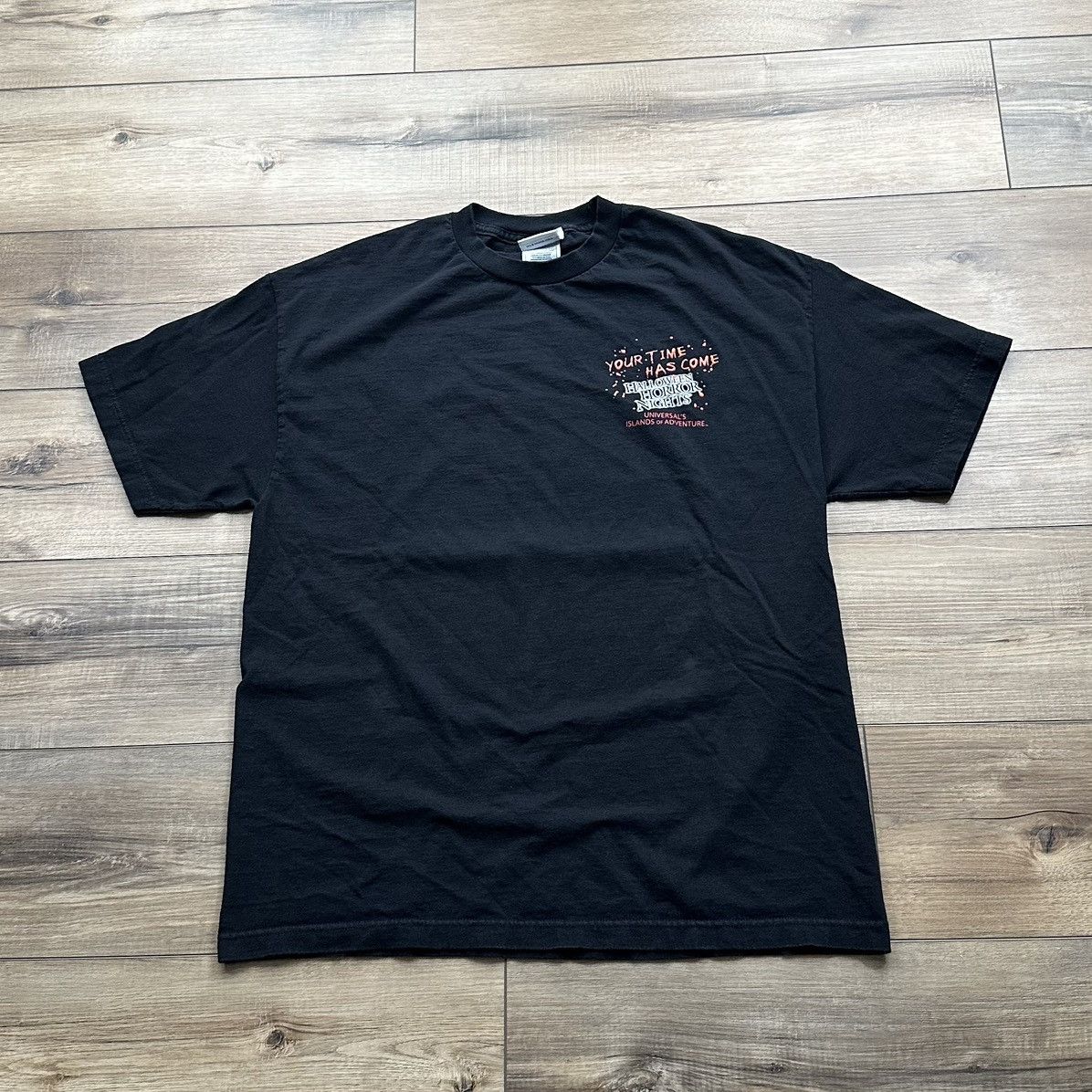 Universal Studios 2002 Universal Halloween Horror Nights Islands of Fear Tee Size US XL / EU 56 / 4 - 1 Thumbnail