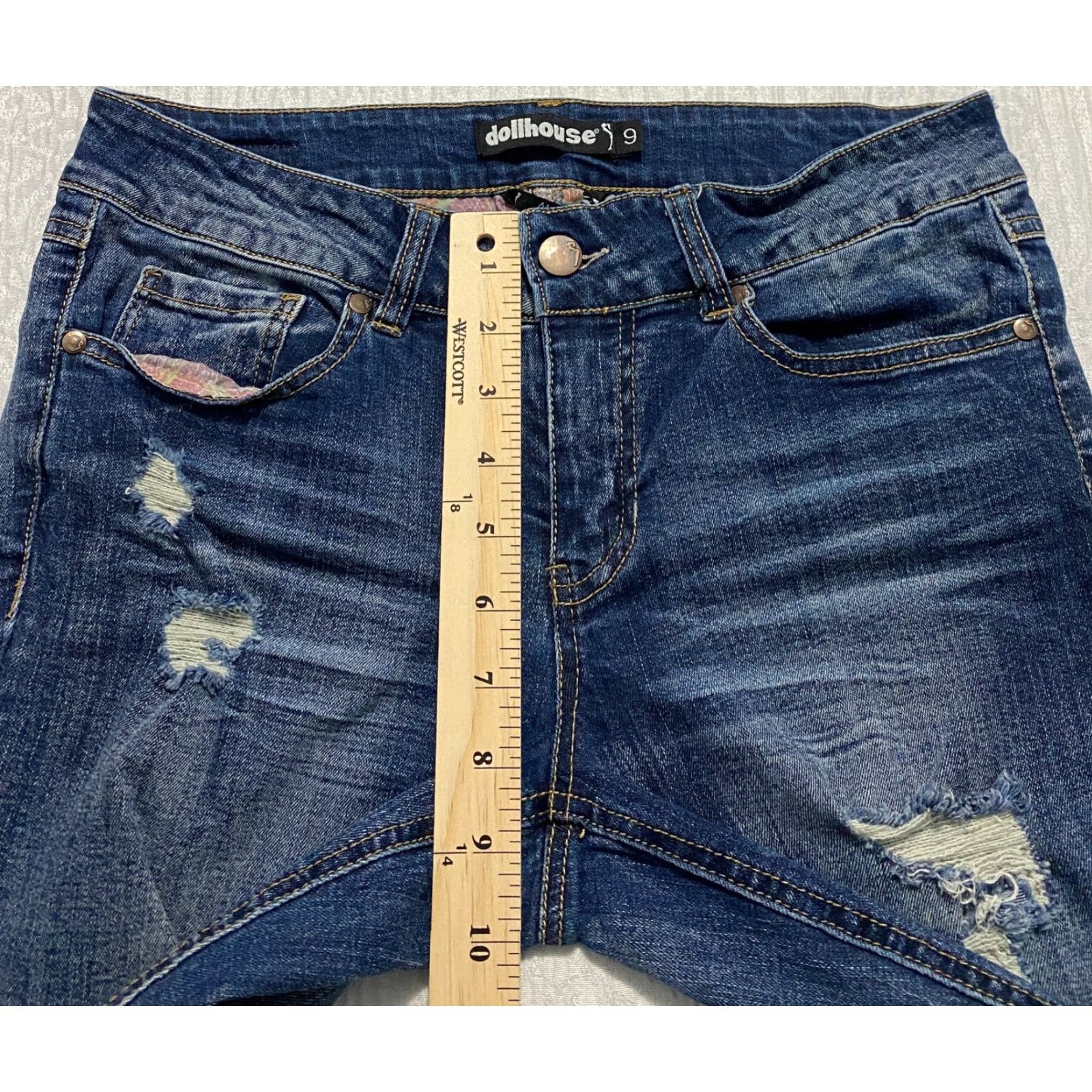 Vintage Dollhouse Jeans Skinny Distressed Ripped Alexa Blue Size 9 Denim 5-Pocket Womens Slim Mid Rise Jeans Size 30" / US 8 / IT 44 - 7 Thumbnail