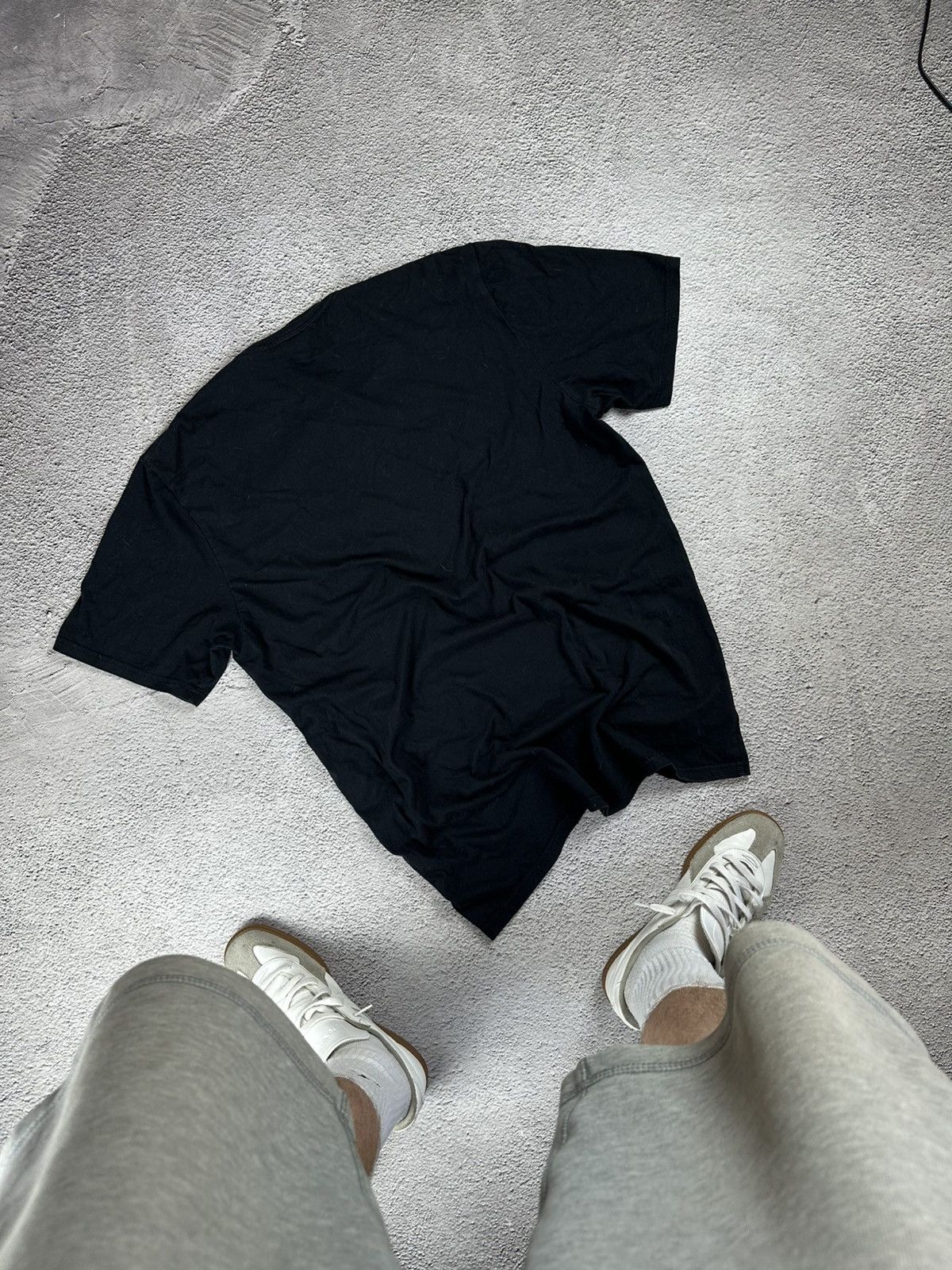 Oakley Vintage Oakley T-Shirt Big Logo Faded Y2K Japan Style Size US XL / EU 56 / 4 - 2 Thumbnail