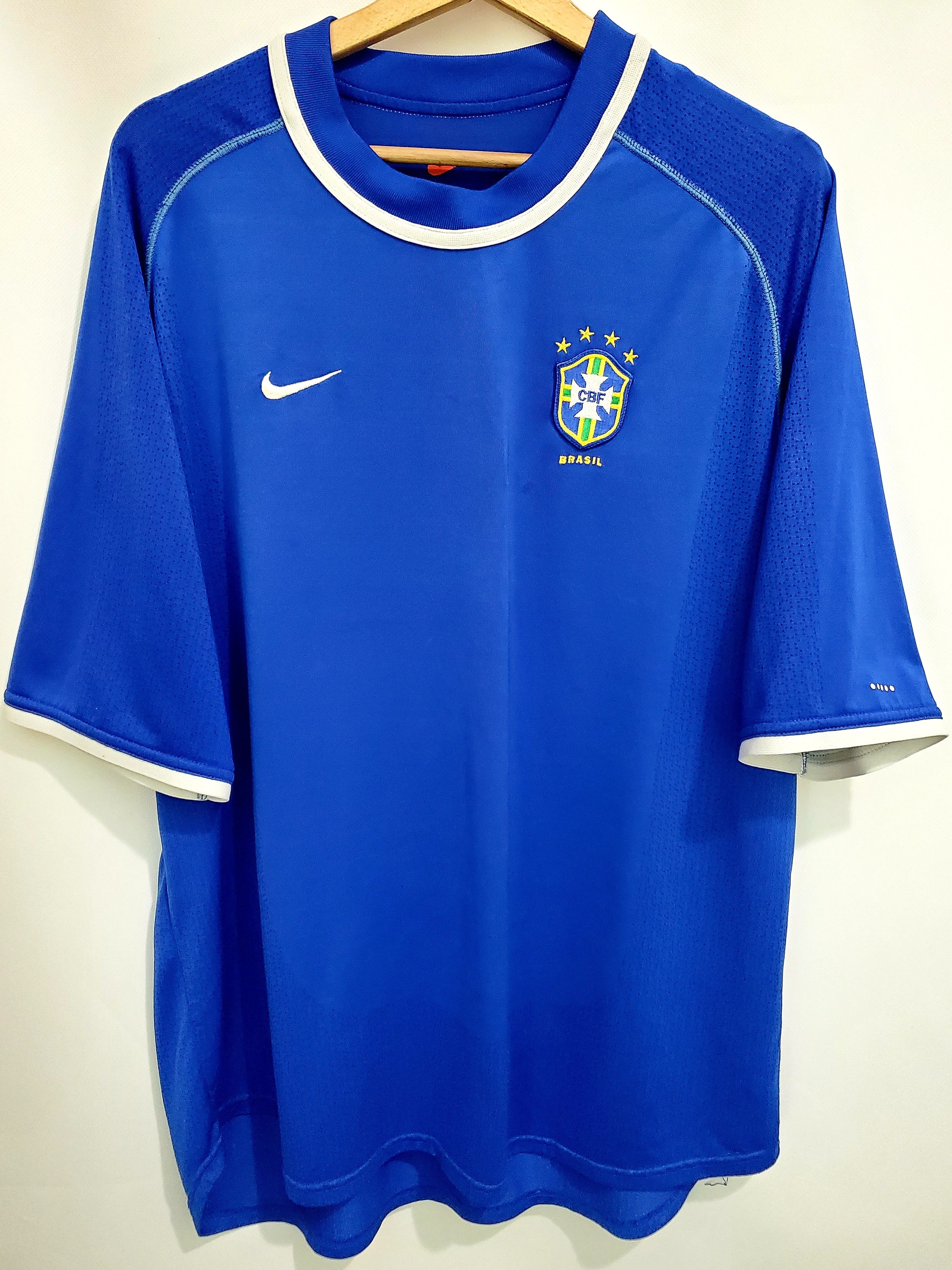 Nike × Vintage 2000 2002 Brazil Nike Vintage Retro Away Jersey size Xl Size US XL / EU 56 / 4 - 1 Thumbnail