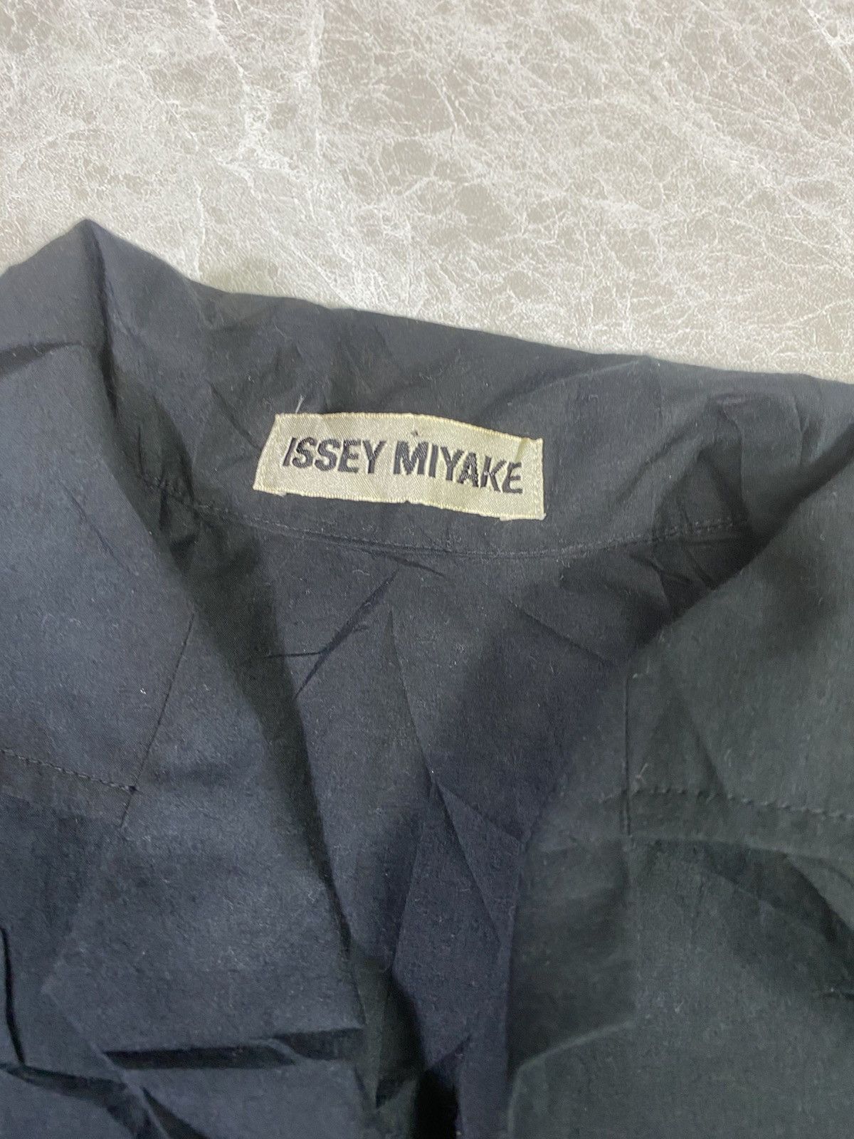 Issey Miyake Distressed issey miyake size L japanese brand Size US L / EU 52-54 / 3 - 4 Thumbnail