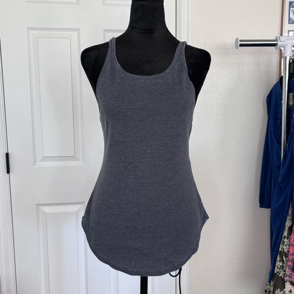 Chaser Brand Chaser tank NWT M gray new Size M / US 6-8 / IT 42-44 - 1 Thumbnail