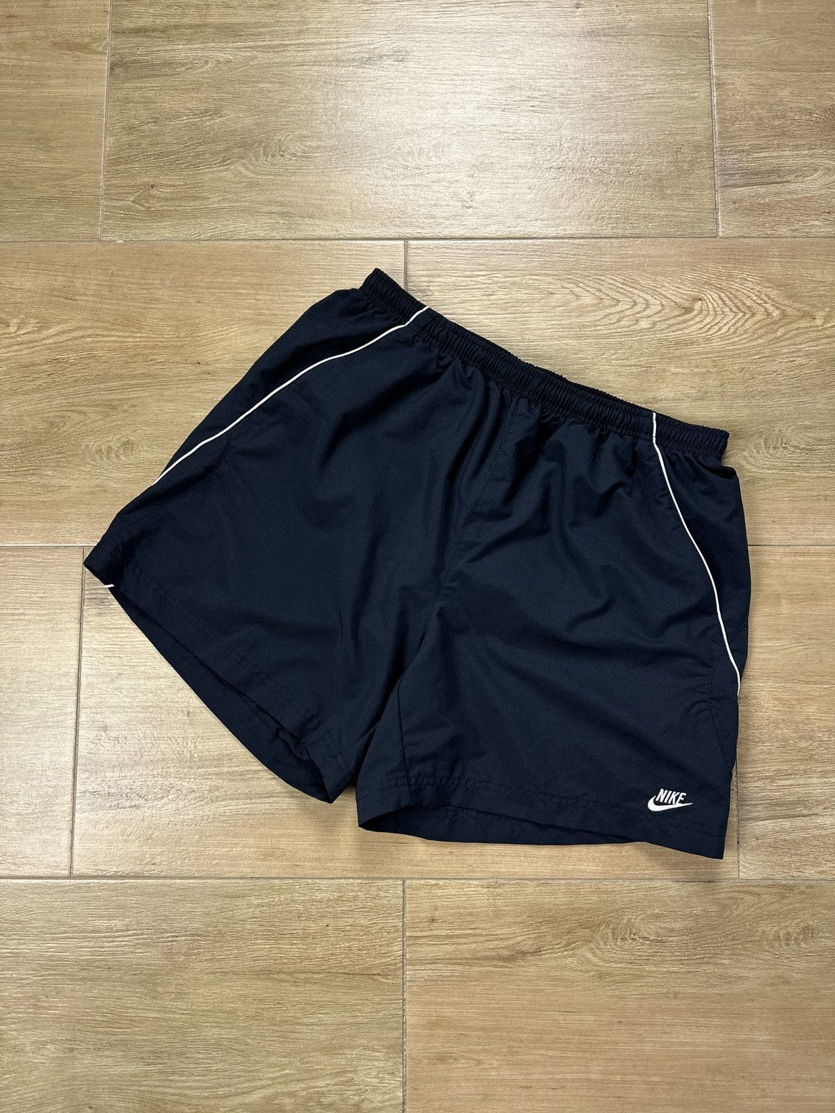 Nike × Vintage Vintage Y2K Nike Shorts Size US 36 / EU 52 - 1 Thumbnail