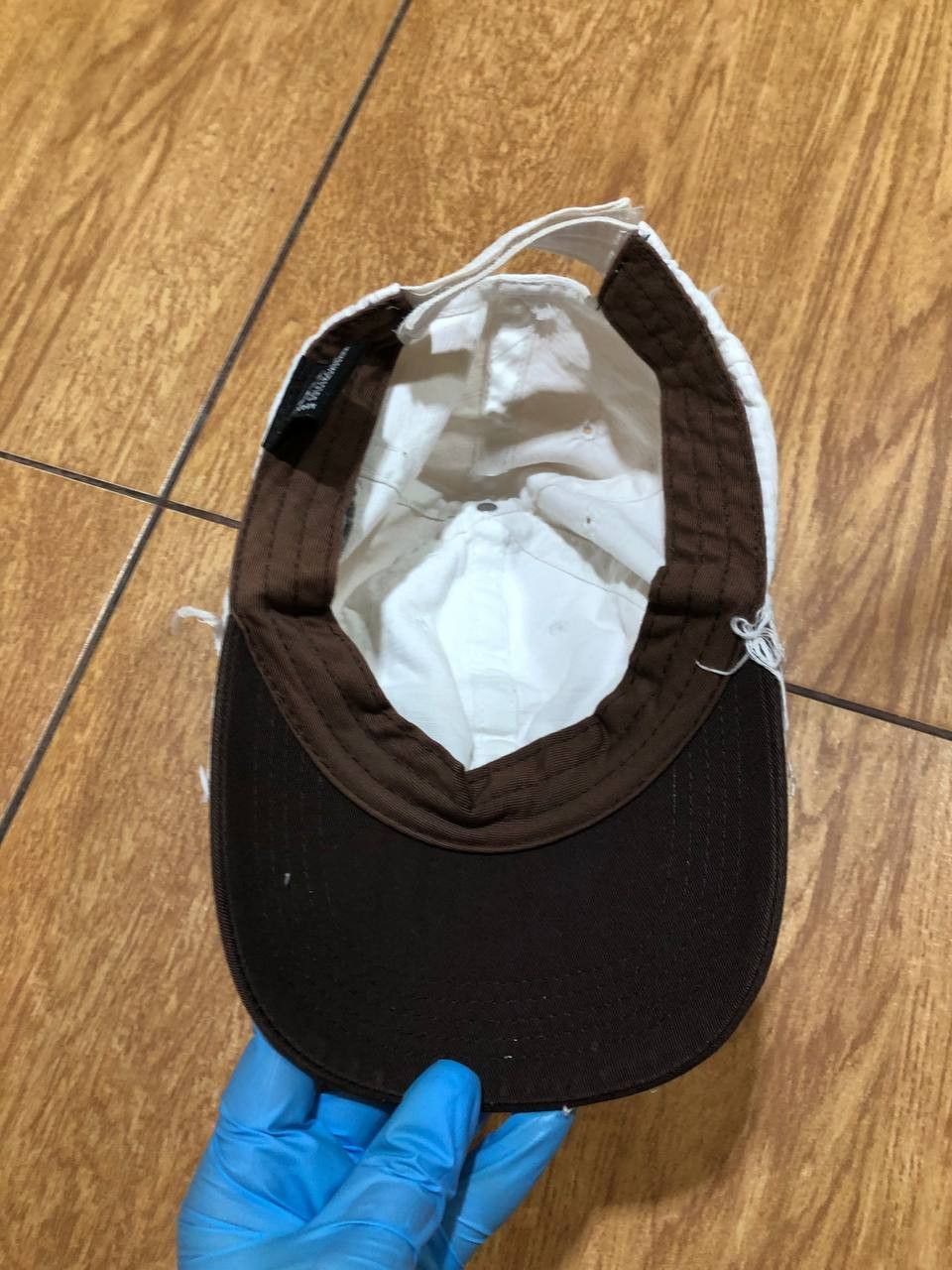 Dolce & Gabbana Dolce&Gabbana Cap Hat white avant garde distressed Size ONE SIZE - 8 Thumbnail