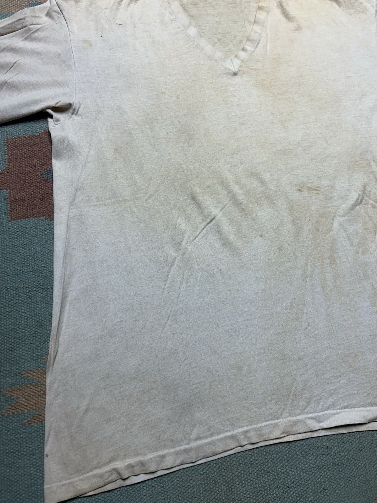 Vintage Vtg 80s blank white t shirt v neck worn soft cotton adult XL Size US XL / EU 56 / 4 - 2 Thumbnail
