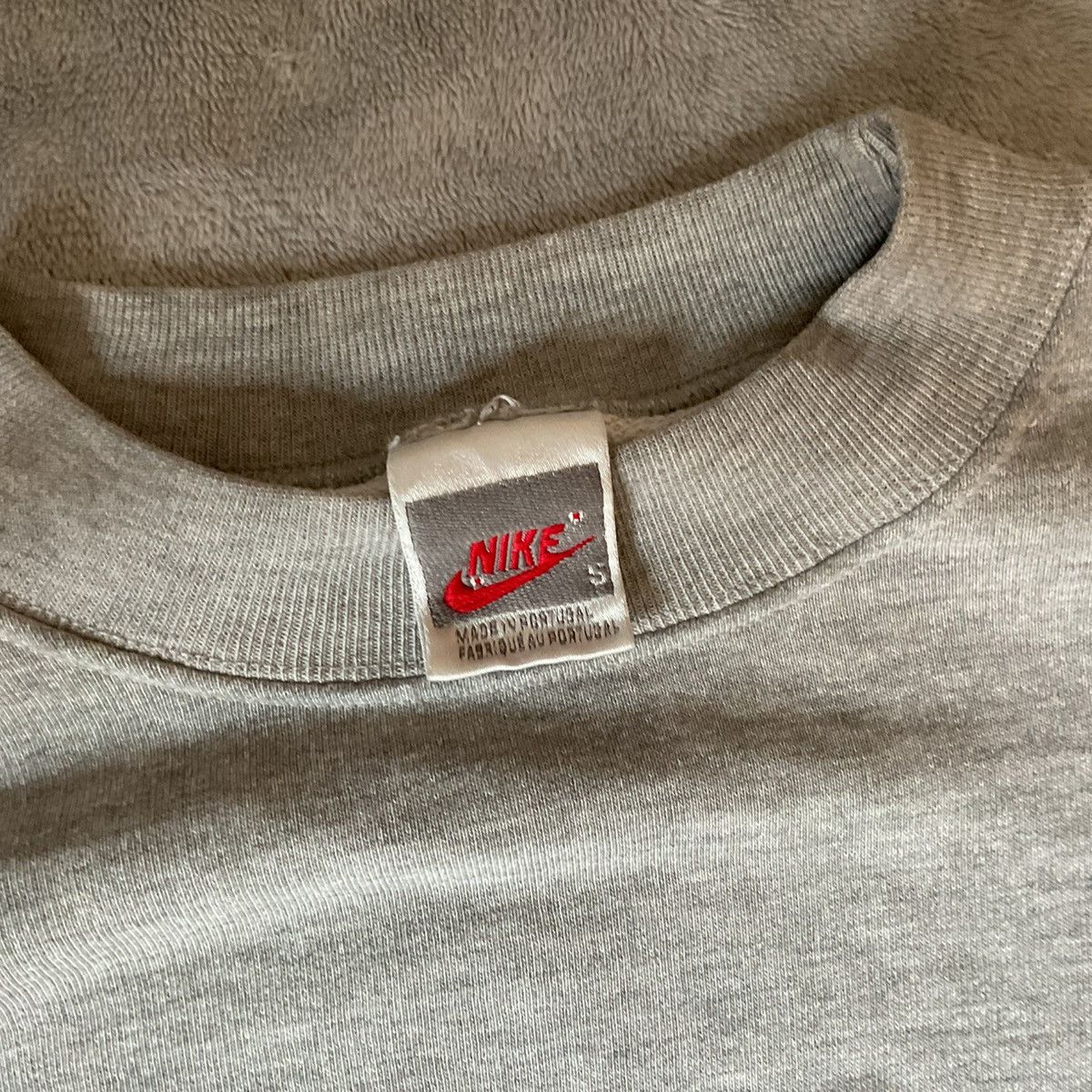 Nike × Vintage Grey vintage 90’s style Nike graphic logo sweatshirt size S Size US S / EU 44-46 / 1 - 7 Thumbnail