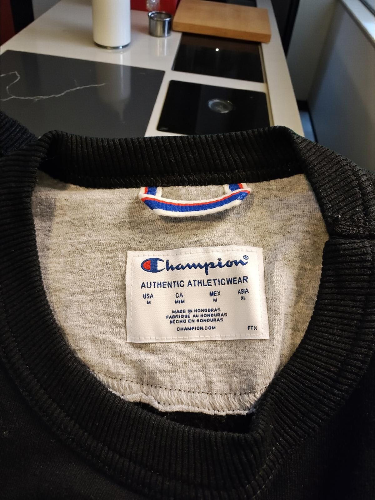 Champion Champion Authentic Athleticwear Black Sweatshirt Size Medium Size US M / EU 48-50 / 2 - 6 Thumbnail