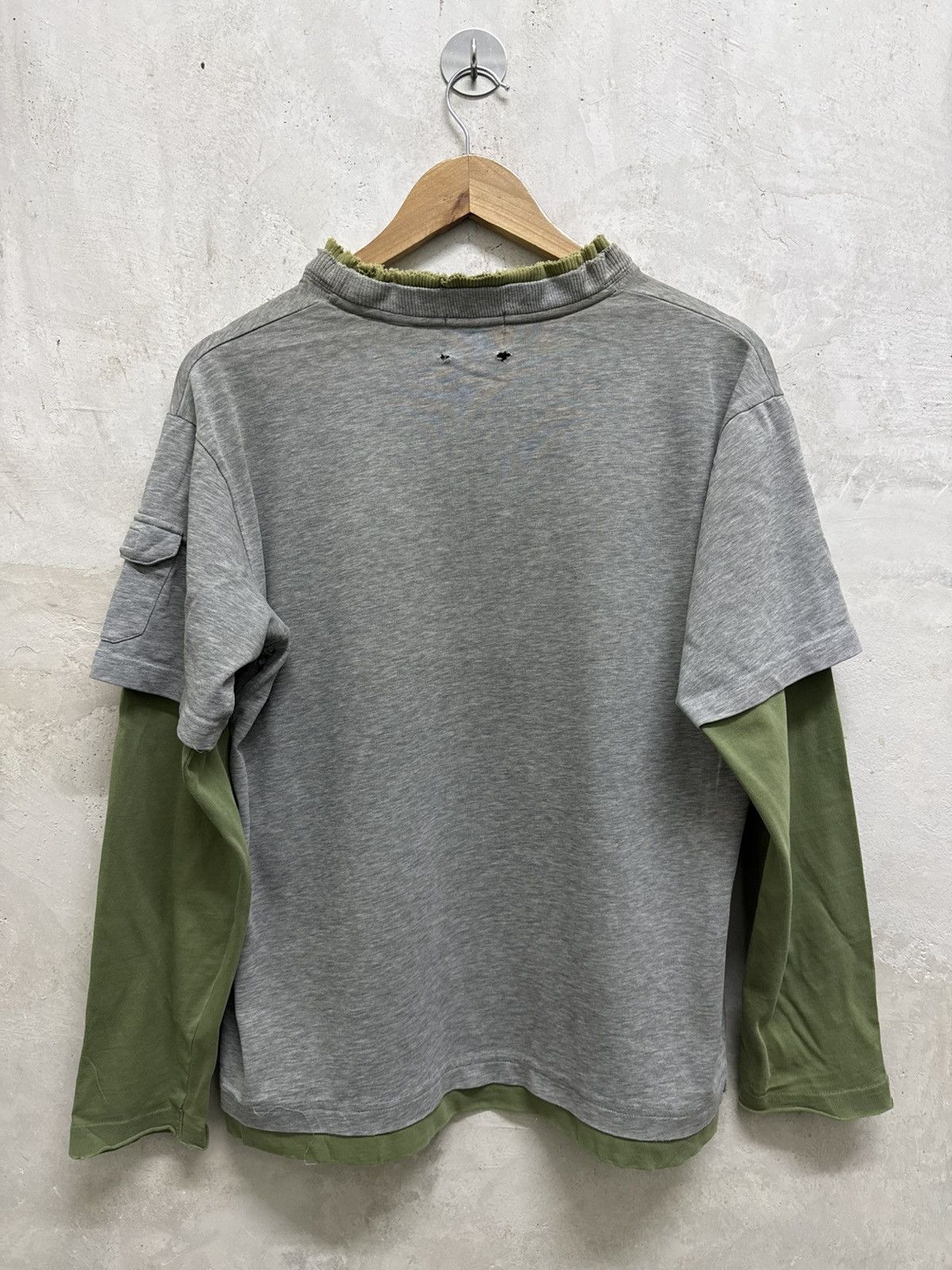 Helly Hansen Distressed Helly Hansen Thrashed Long Sleeve Tees Size US M / EU 48-50 / 2 - 9 Thumbnail