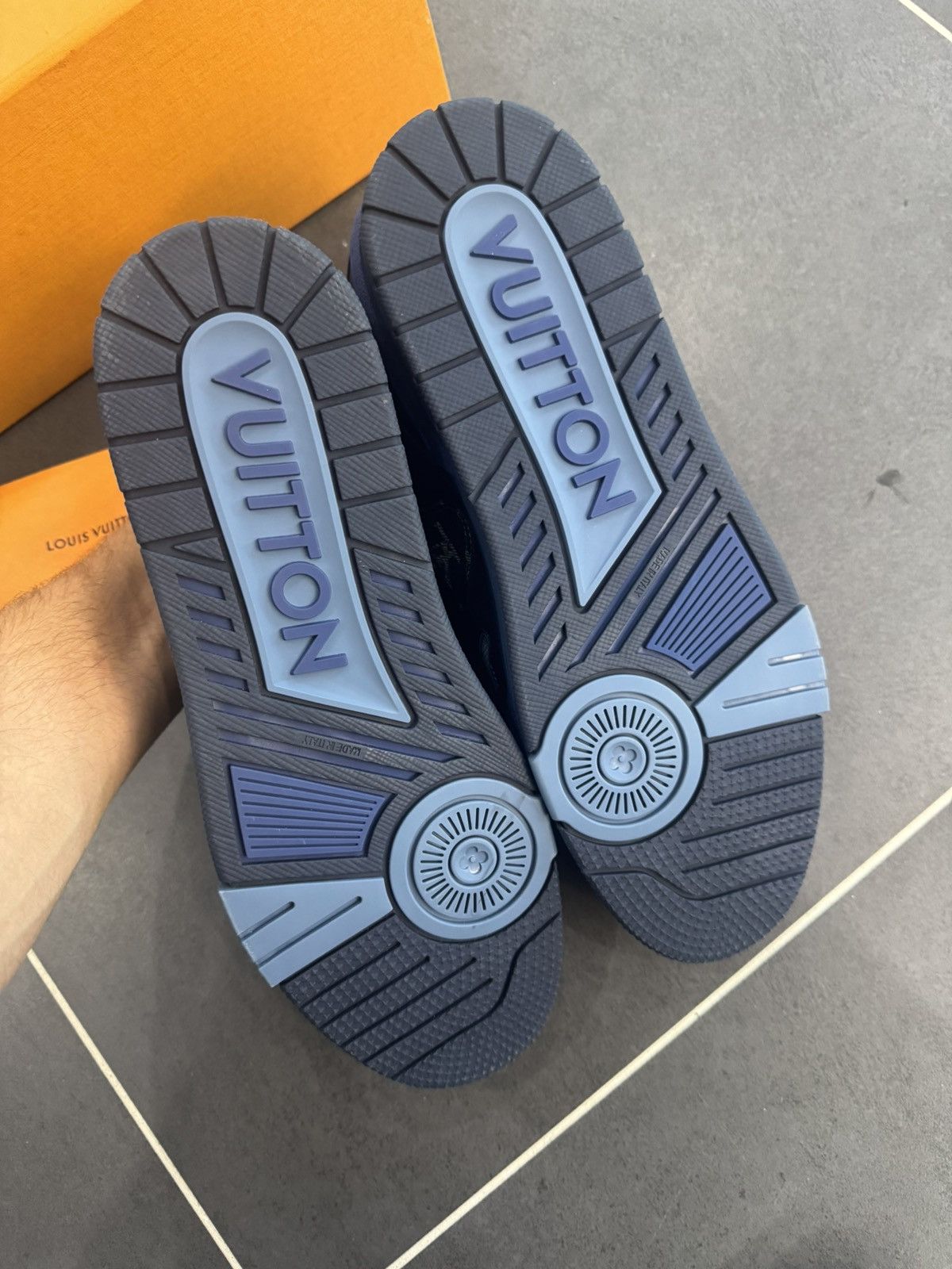 Louis Vuitton Louis Vuitton nigo denim trainers Size US 11 / EU 44 - 5 Thumbnail